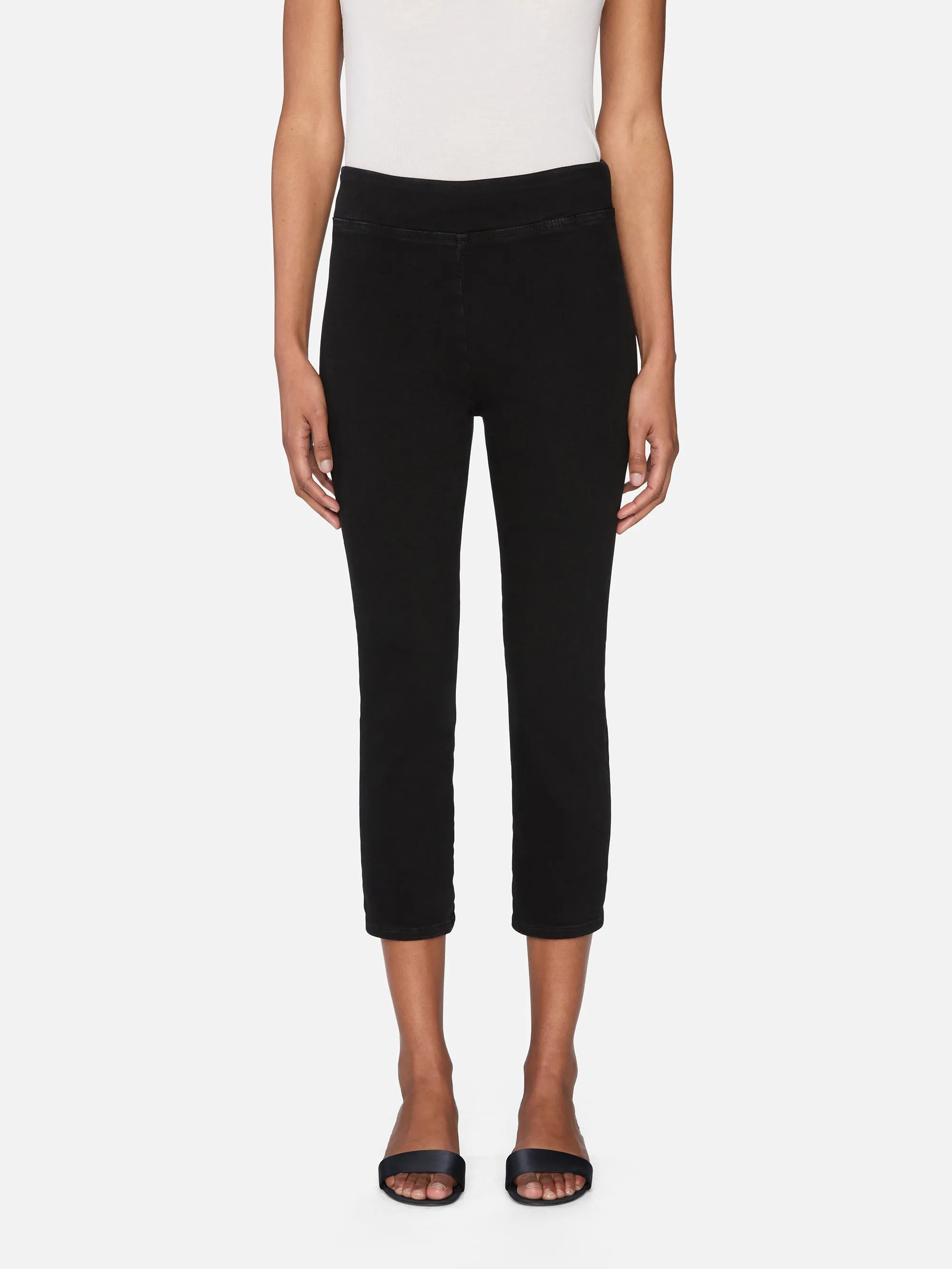 Jetset Weekend Capri -- Sheen Noir sold by Frame Denim product image thumbnail 2