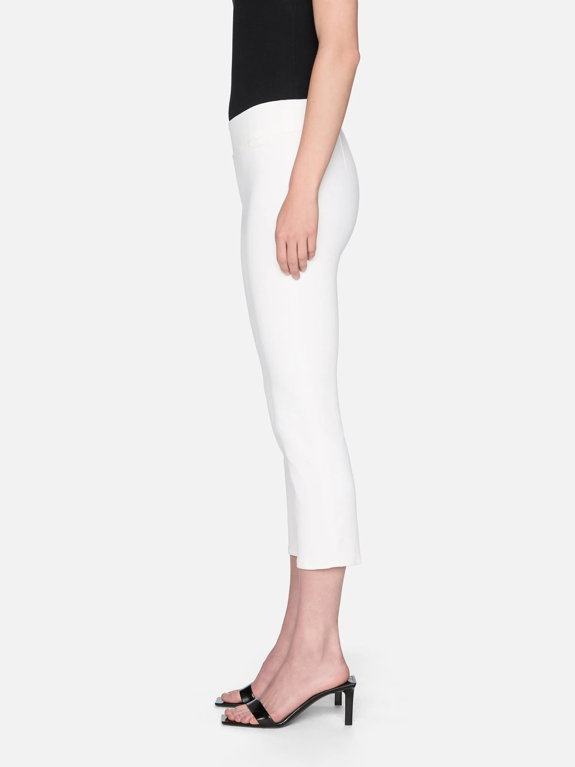 Jetset Weekend Capri -- White sold by Frame Denim product image thumbnail 4