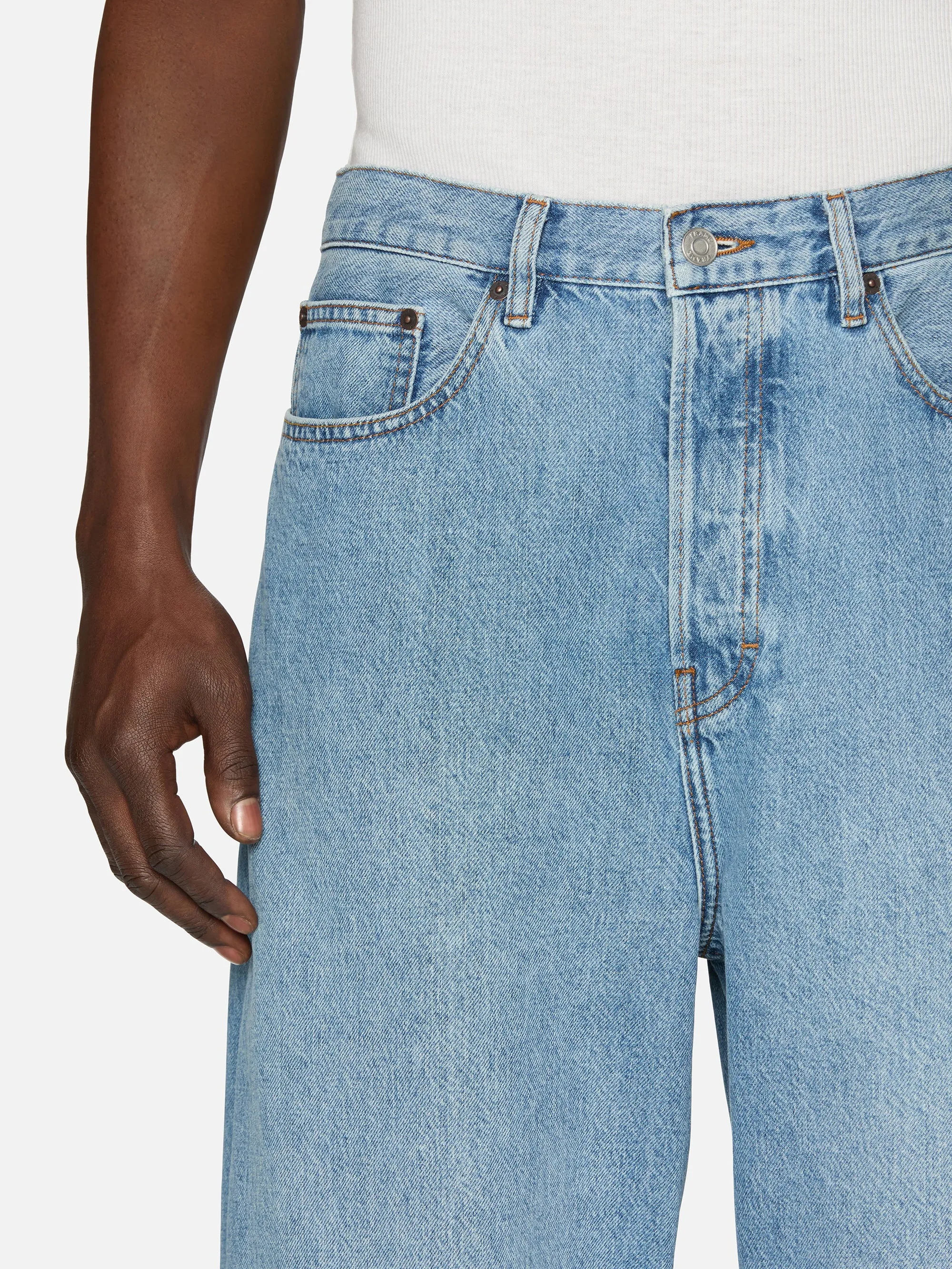 Baggy Jean -- Bonair Light sold by Frame Denim product image thumbnail 3