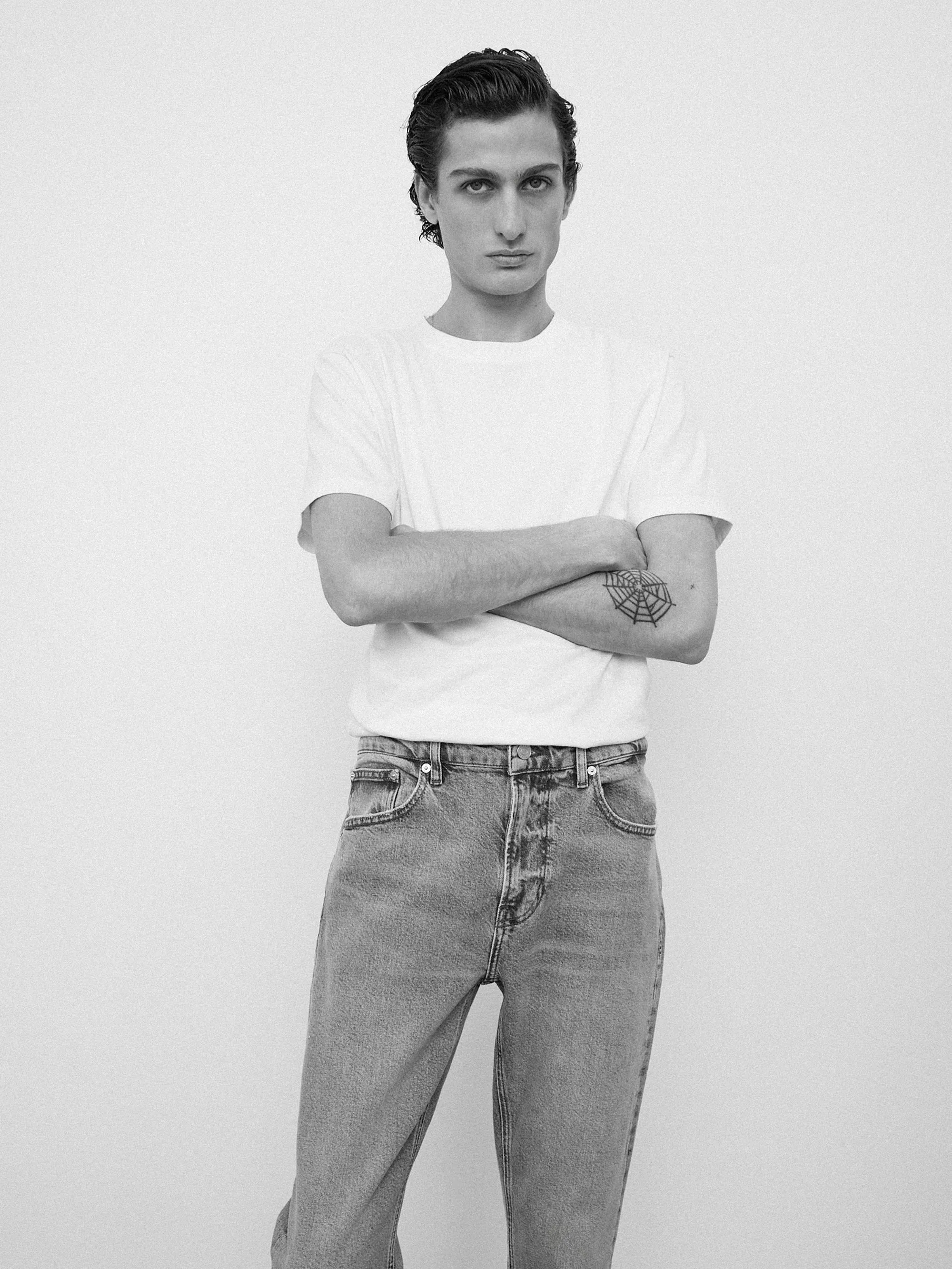 Modern Straight -- Clement sold by Frame Denim product image thumbnail 2