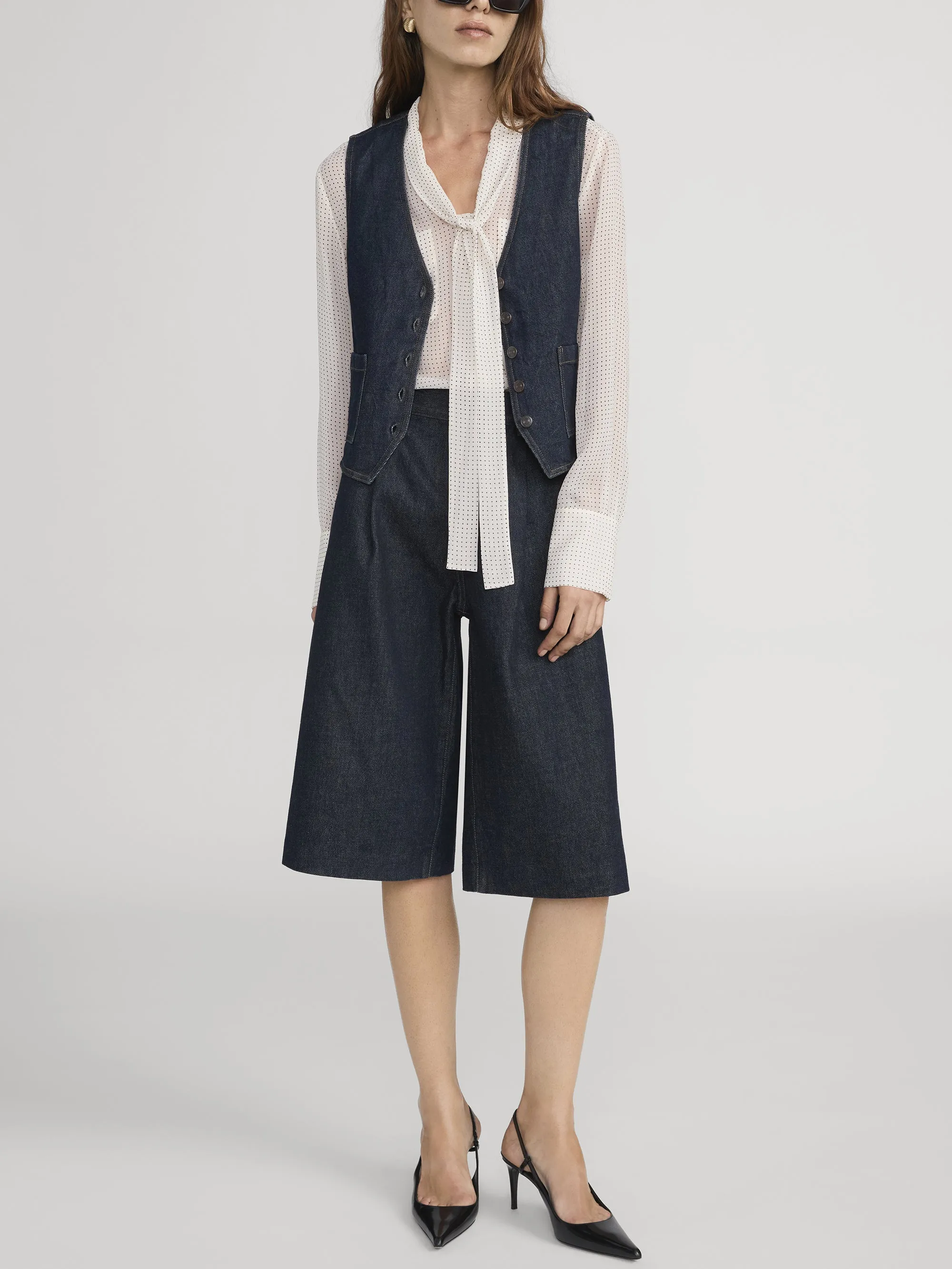 The Denim Vest -- Rinse sold by Frame Denim product image thumbnail 2