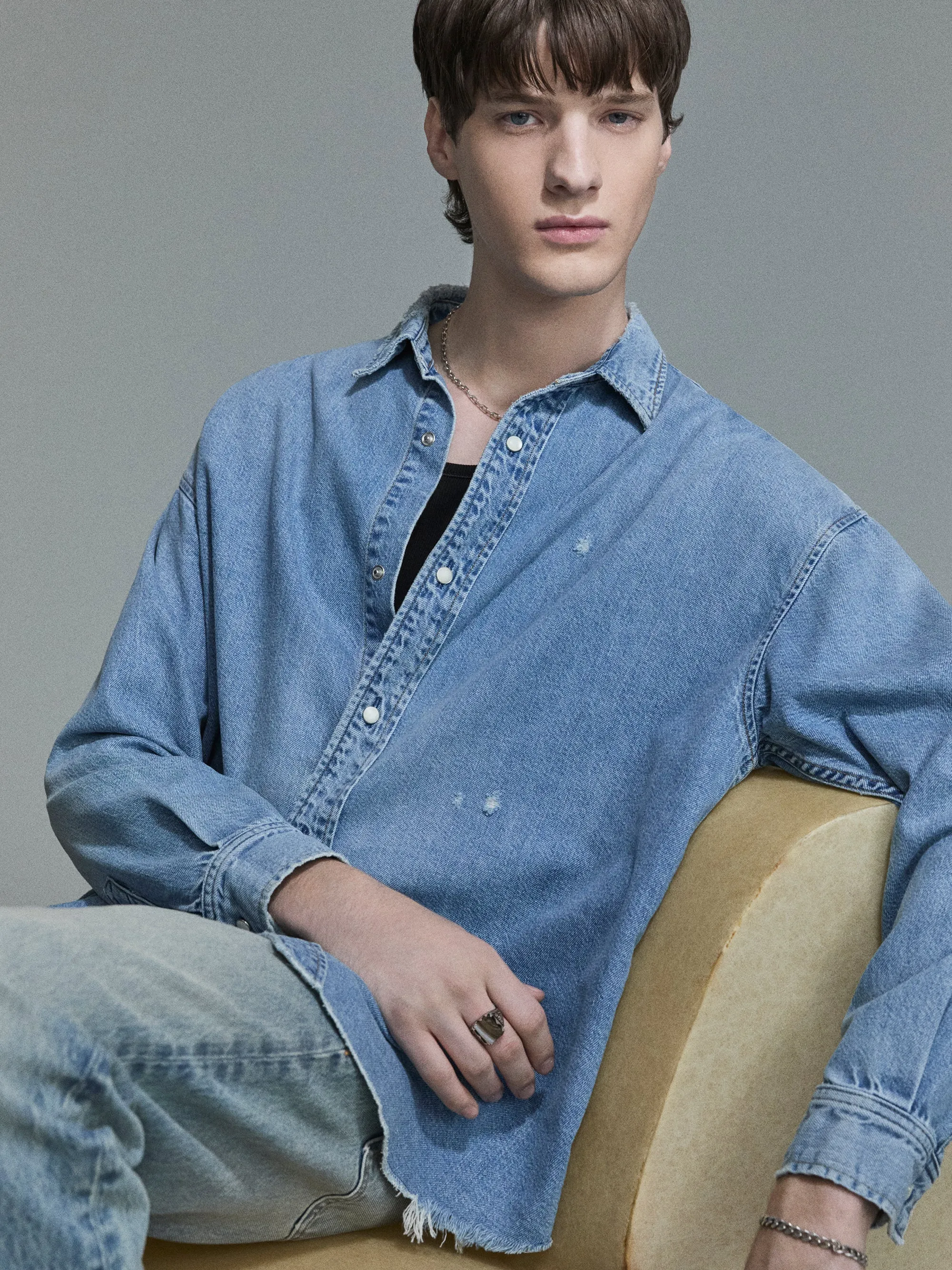 Relaxed Denim Shirt -- Voltage sold by Frame Denim product image thumbnail 5