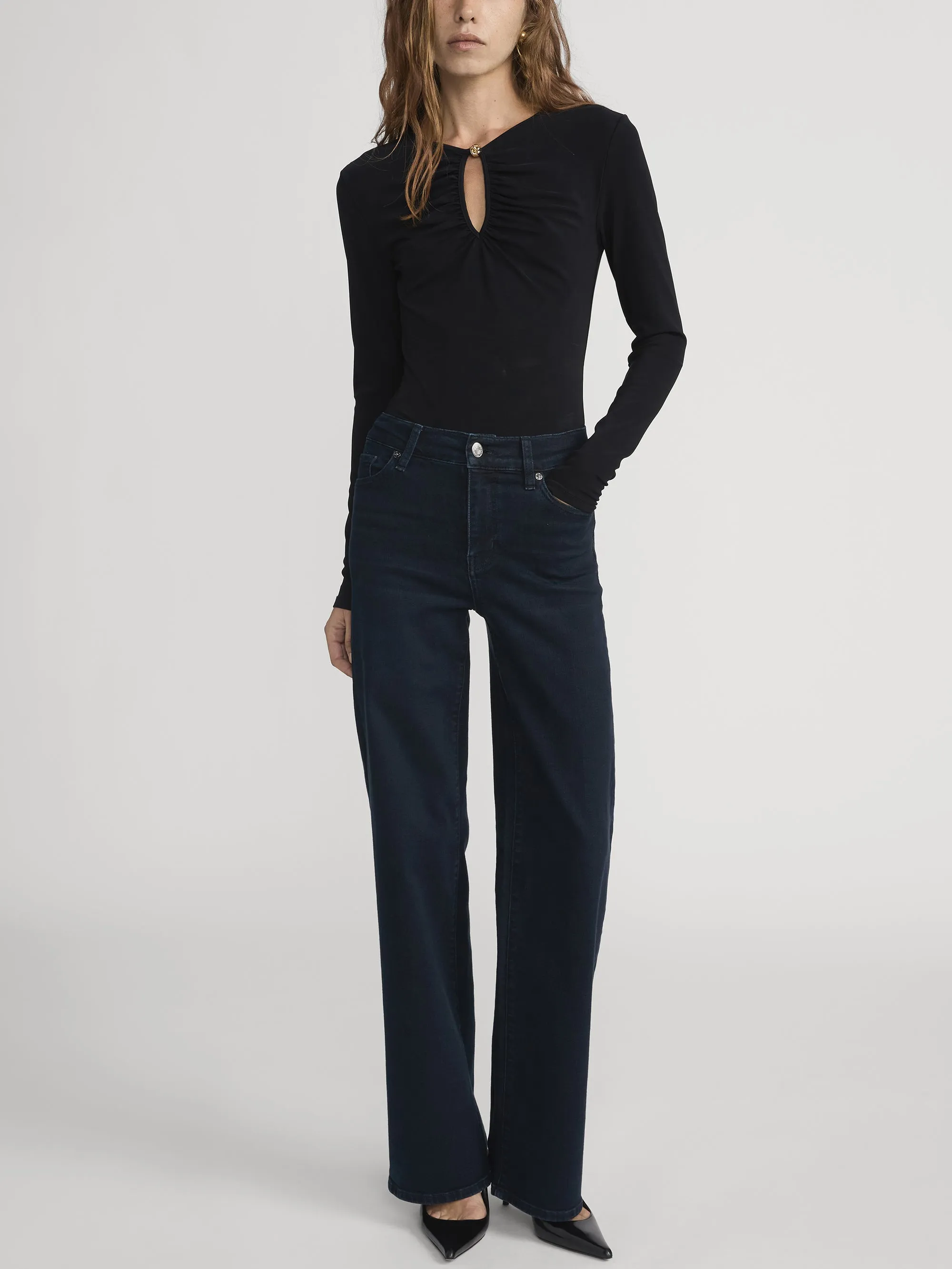 Le Slim Palazzo -- Century sold by Frame Denim product image thumbnail 2