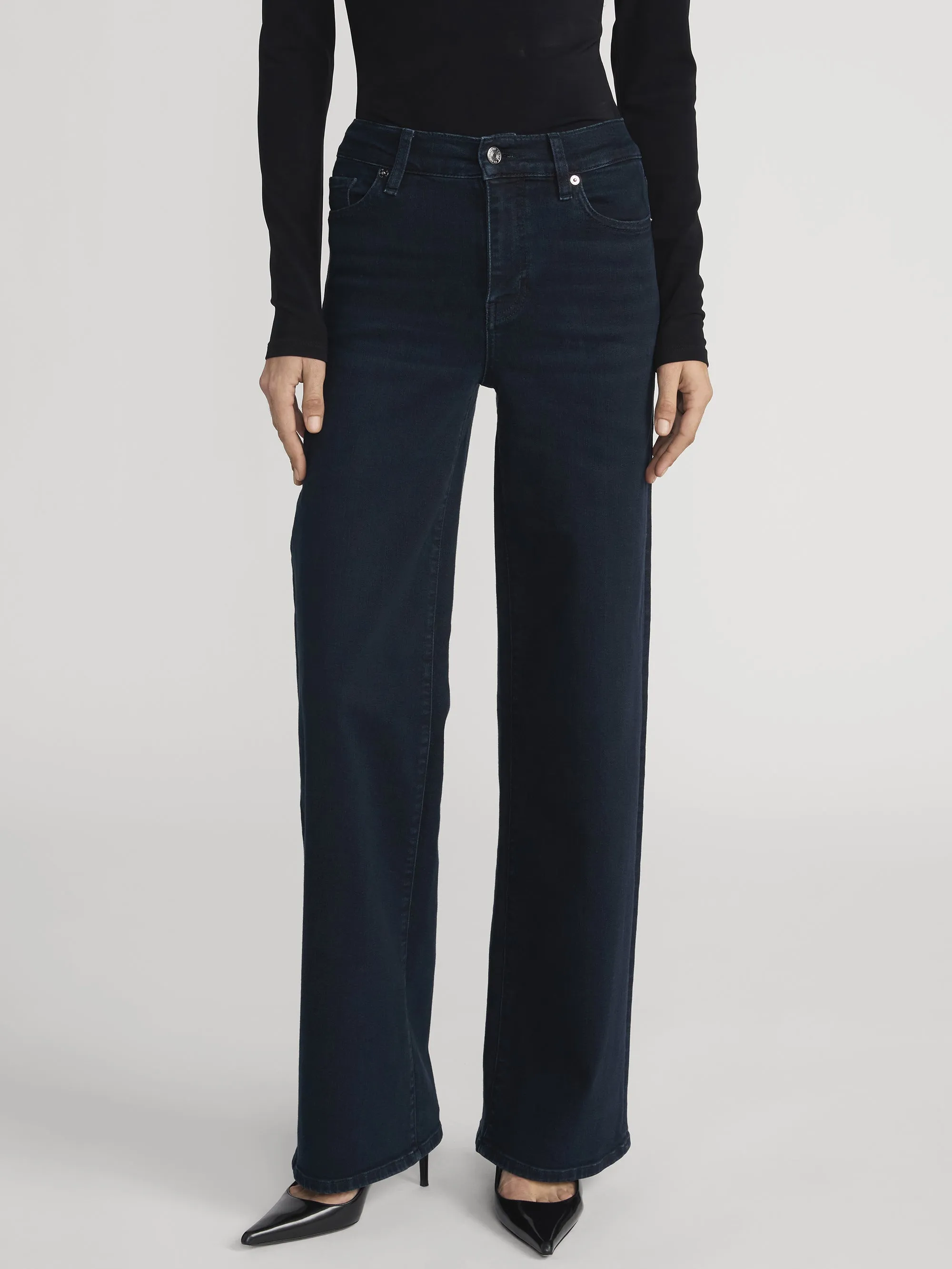 Le Slim Palazzo -- Century sold by Frame Denim product image thumbnail 3