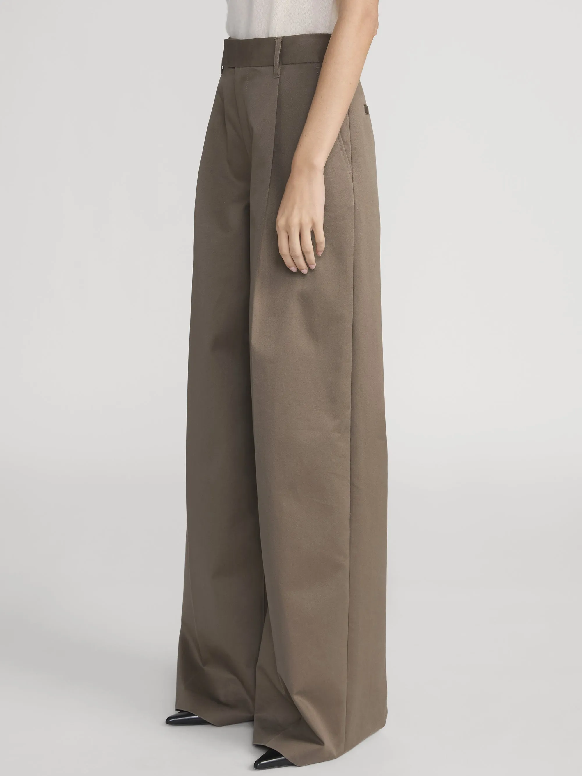 The Timeless Chino -- Soft Taupe sold by Frame Denim product image thumbnail 5