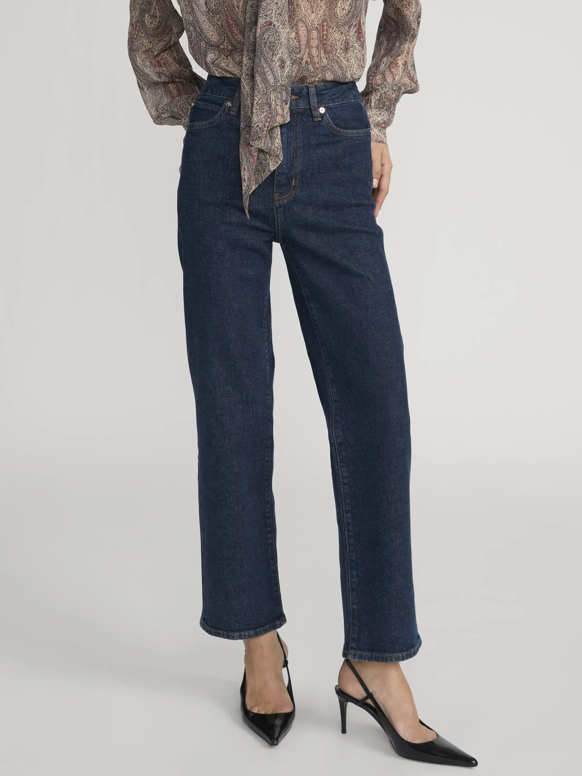 The Wide -- Taboo sold by Frame Denim product image thumbnail 3