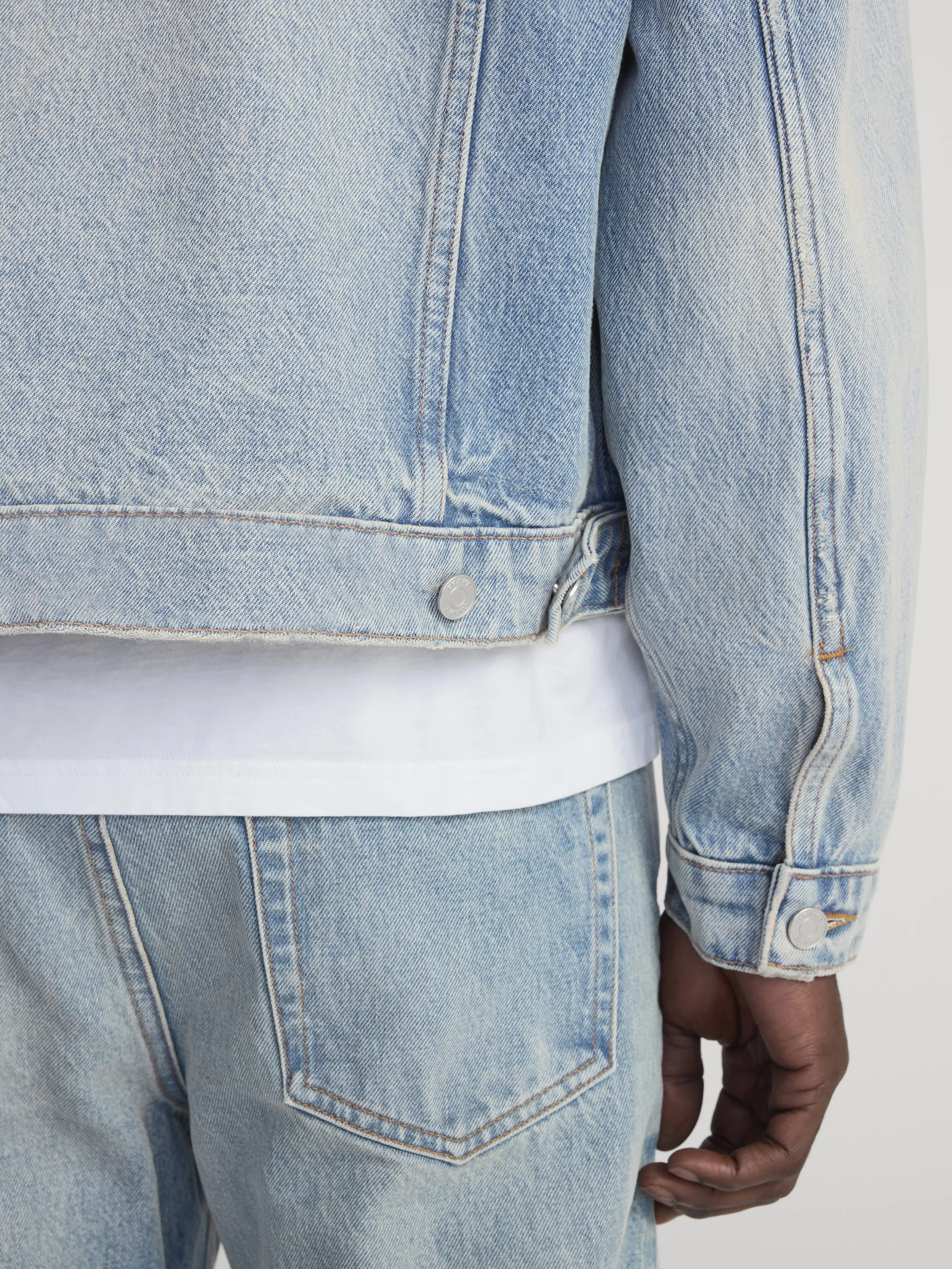 Vintage Wash Denim Jacket -- Shortstop sold by Frame Denim product image thumbnail 5