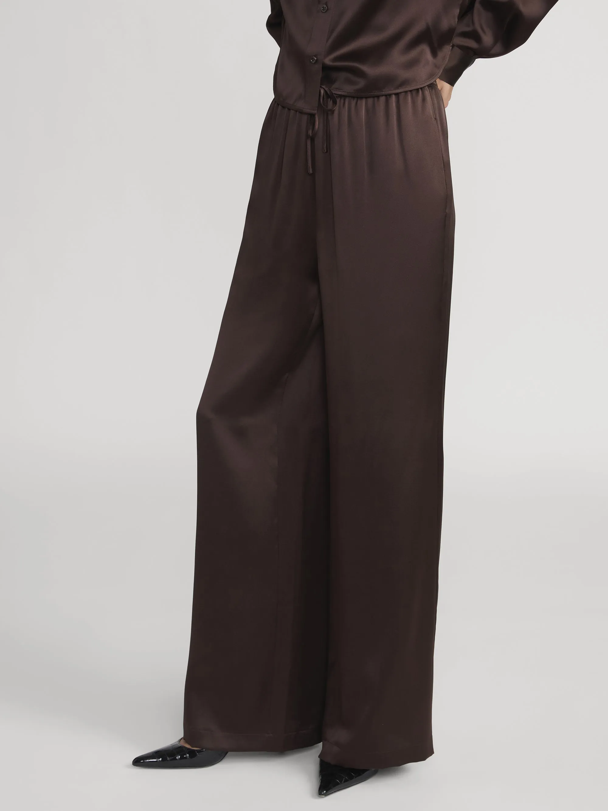 The Silk Lounge Pant -- Americano sold by Frame Denim product image thumbnail 5