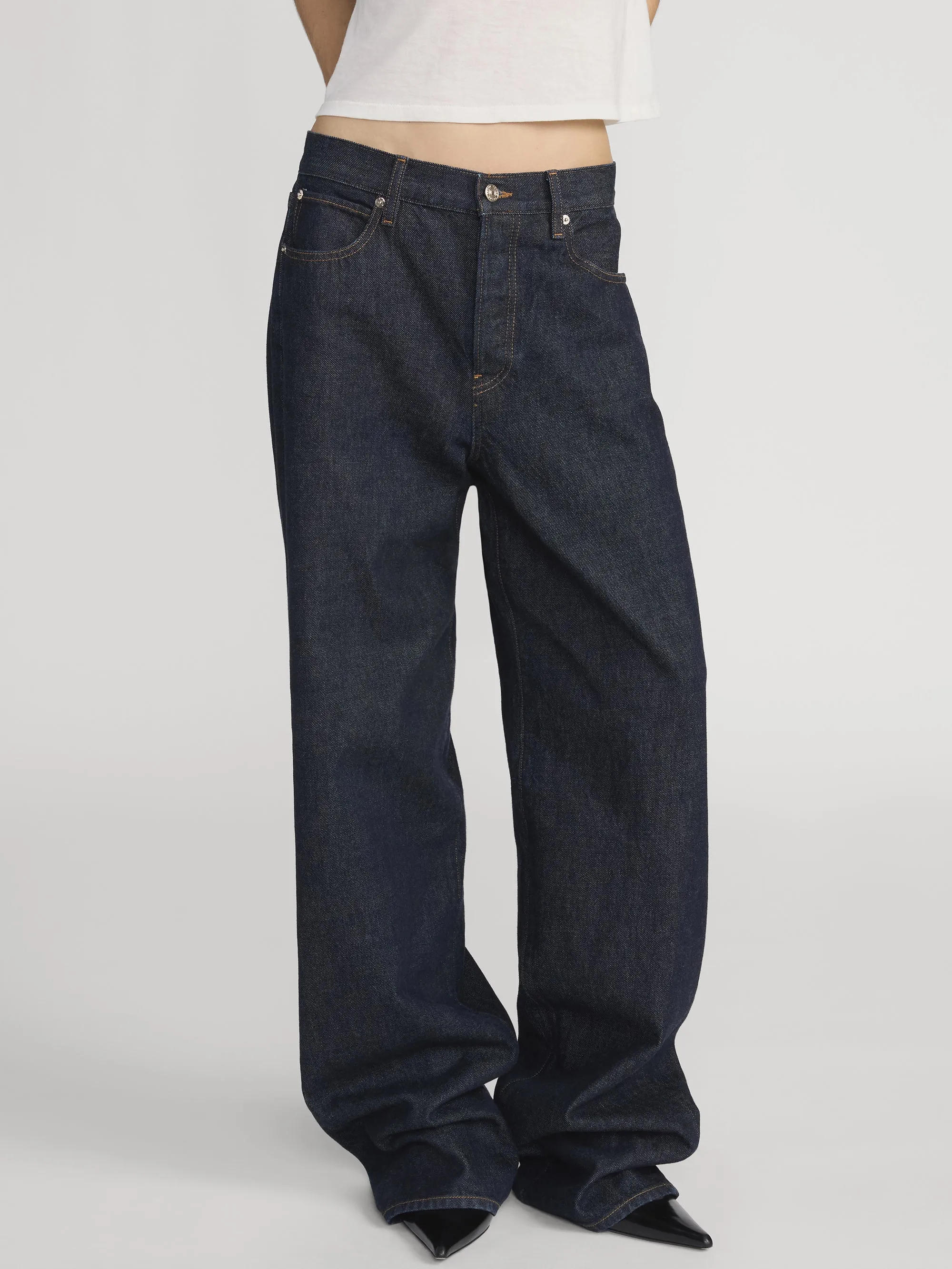 The Detour -- Rinse sold by Frame Denim product image thumbnail 3