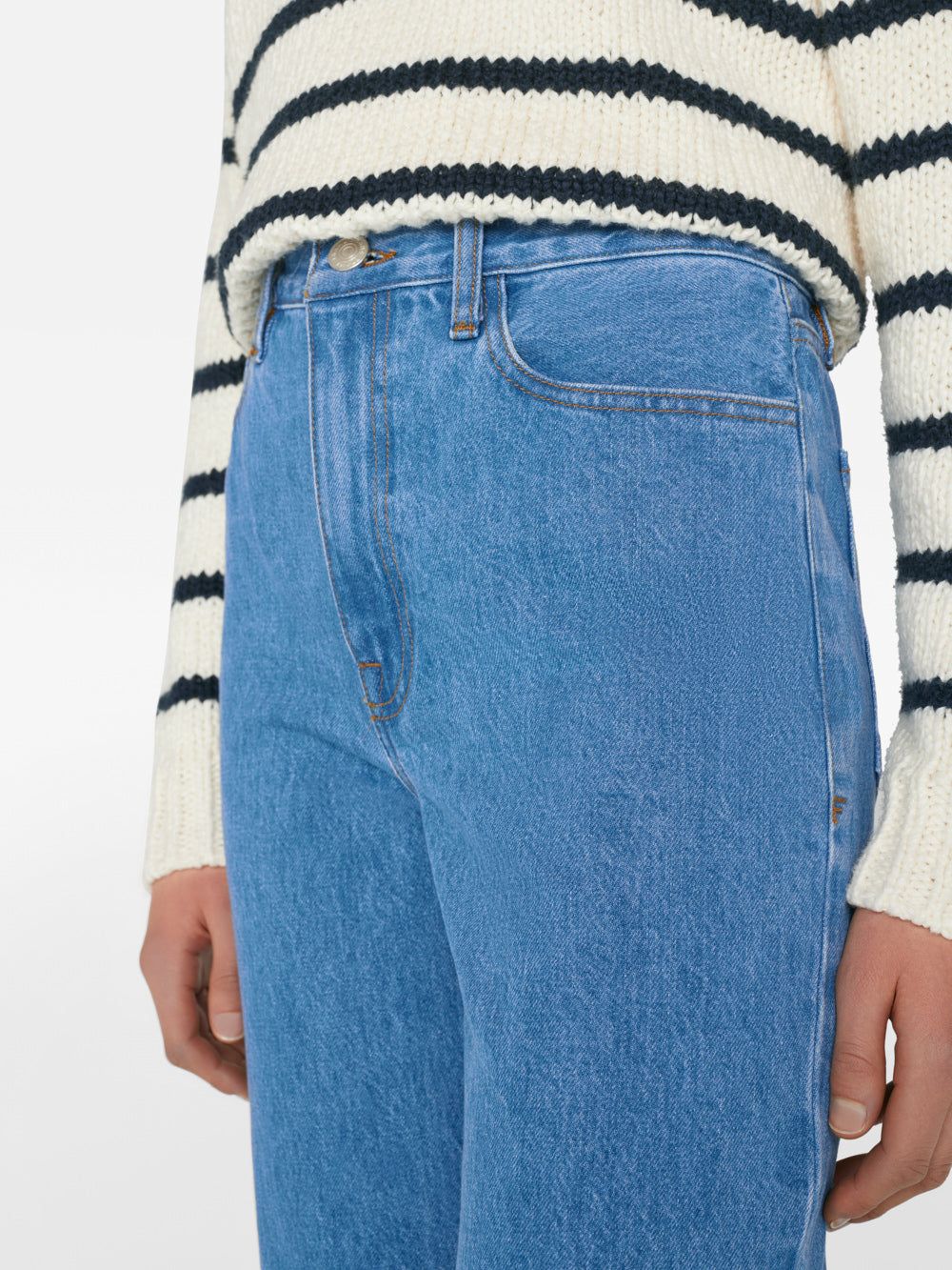 Le Jane Crop -- Meadow sold by Frame Denim product image thumbnail 4