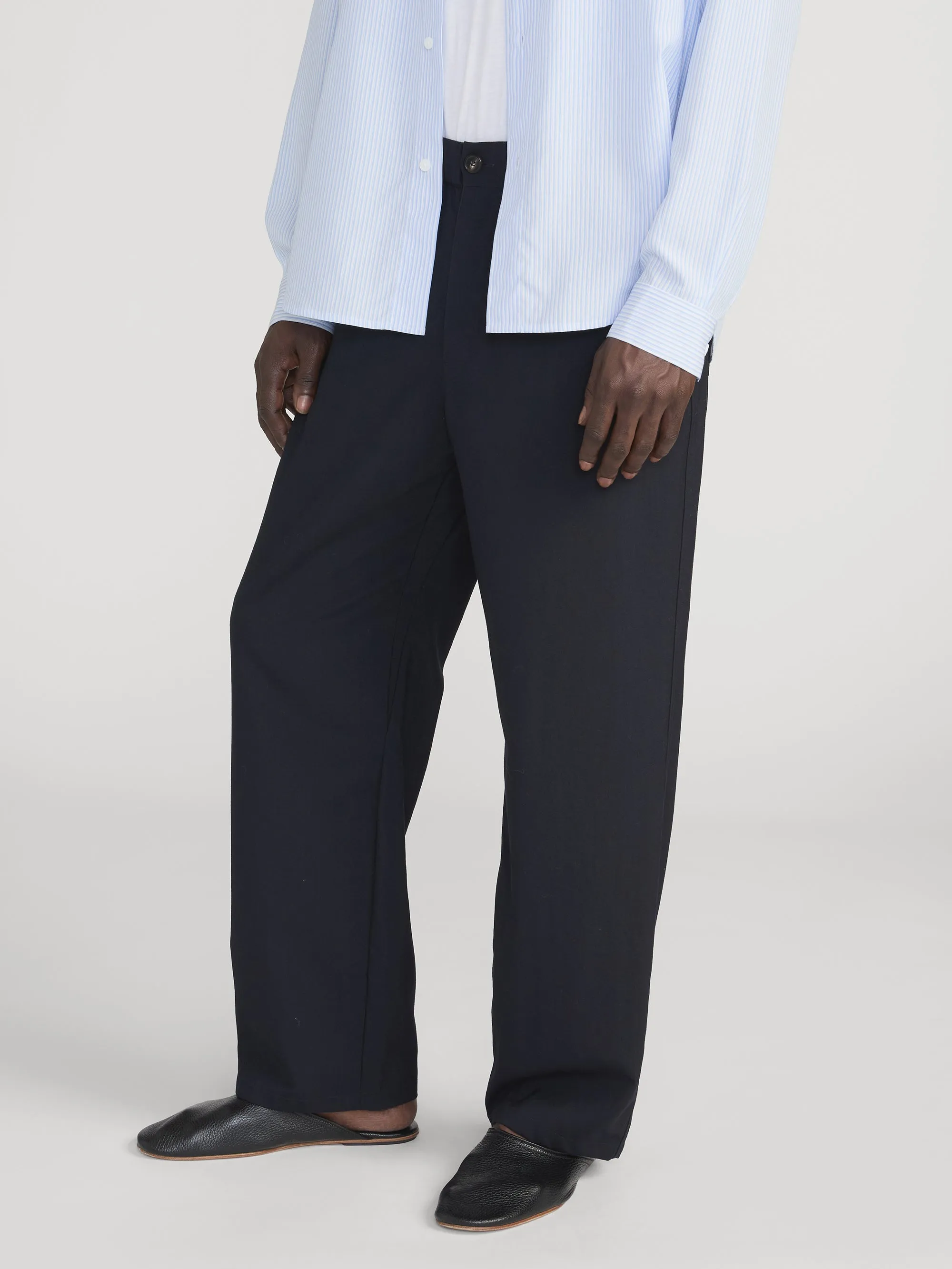 Baggy Trousers -- Dark Navy sold by Frame Denim product image thumbnail 3