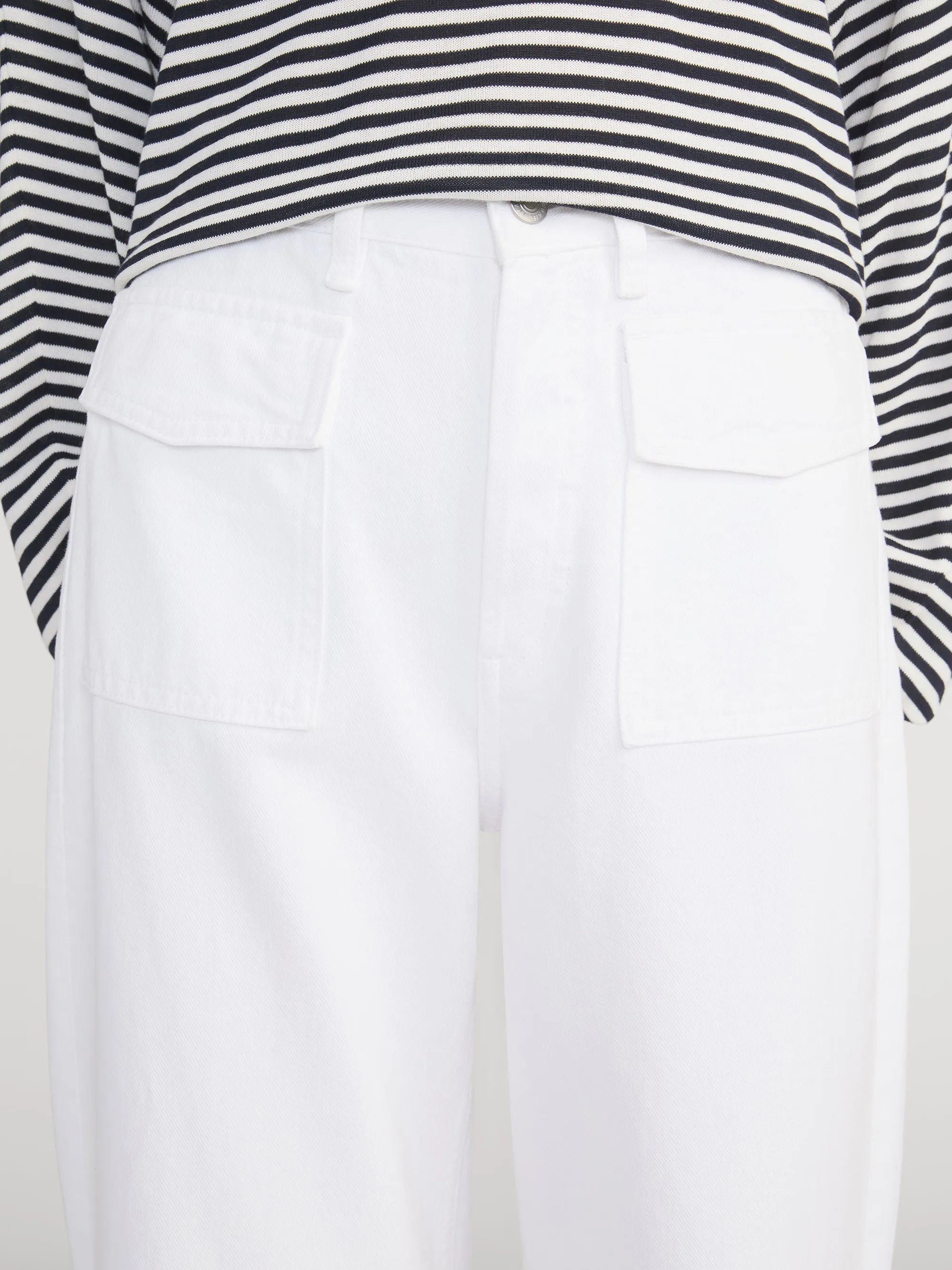 The Collegiate Pocket Jean -- White sold by Frame Denim product image thumbnail 5