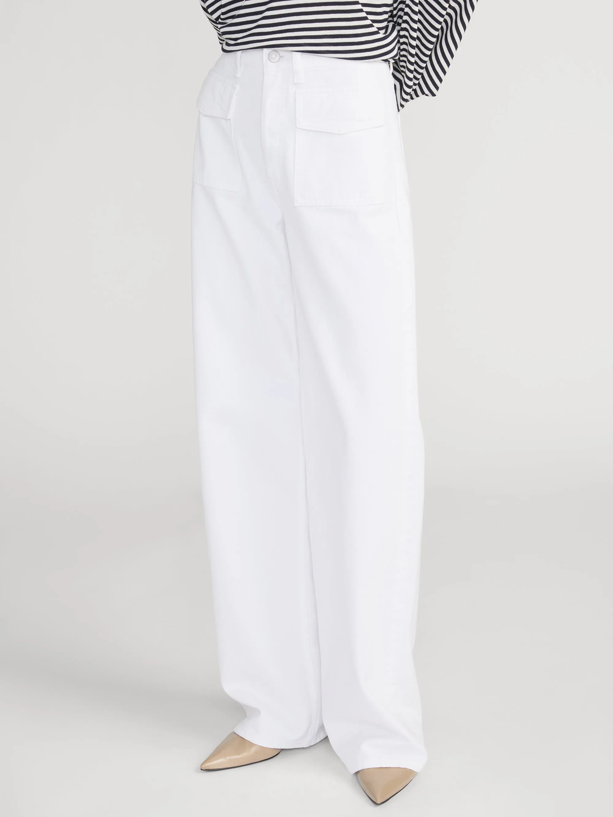 The Collegiate Pocket Jean -- White sold by Frame Denim product image thumbnail 4