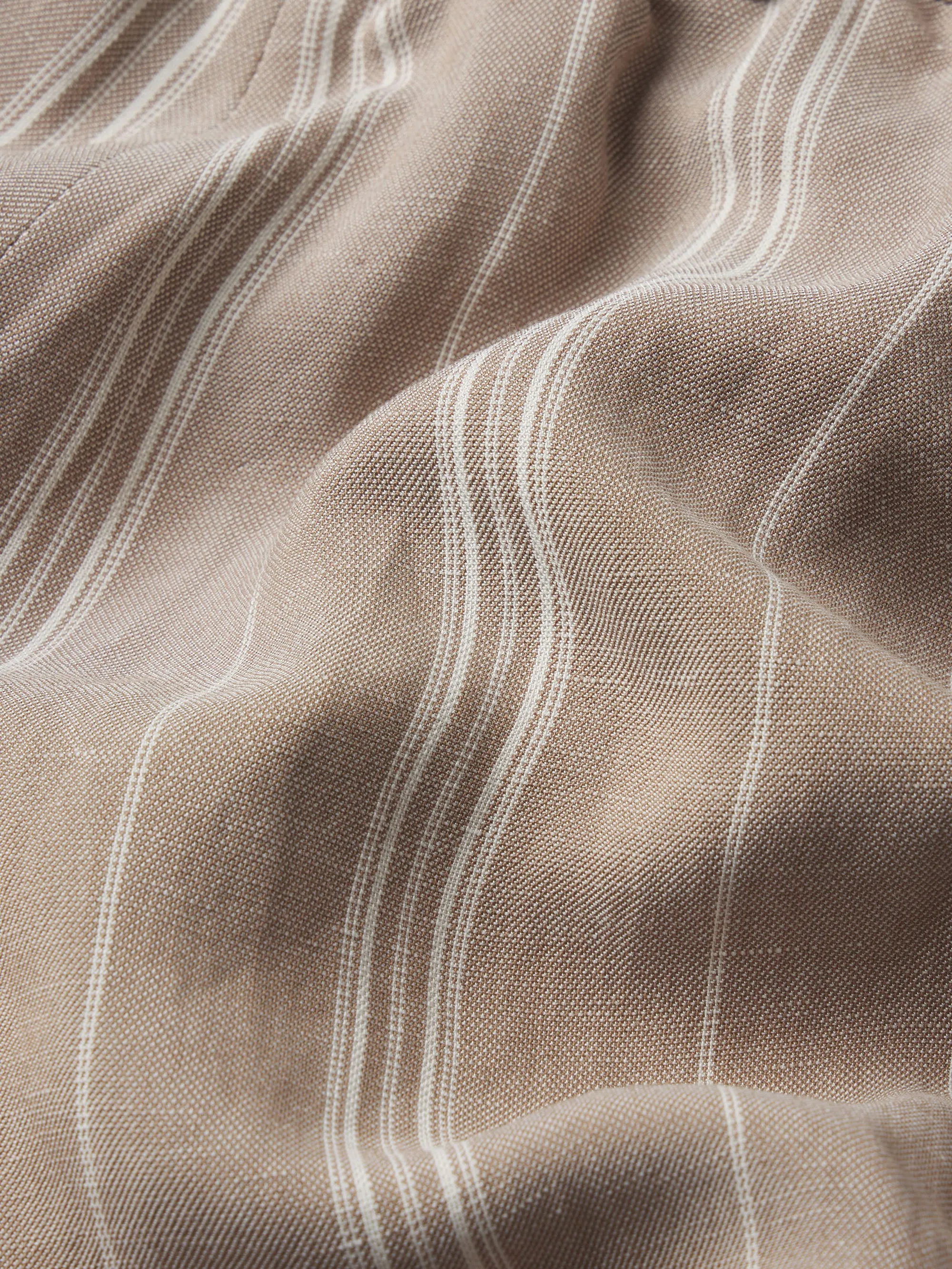 The Linen Refract Short -- Light Camel Multi sold by Frame Denim product image thumbnail 4