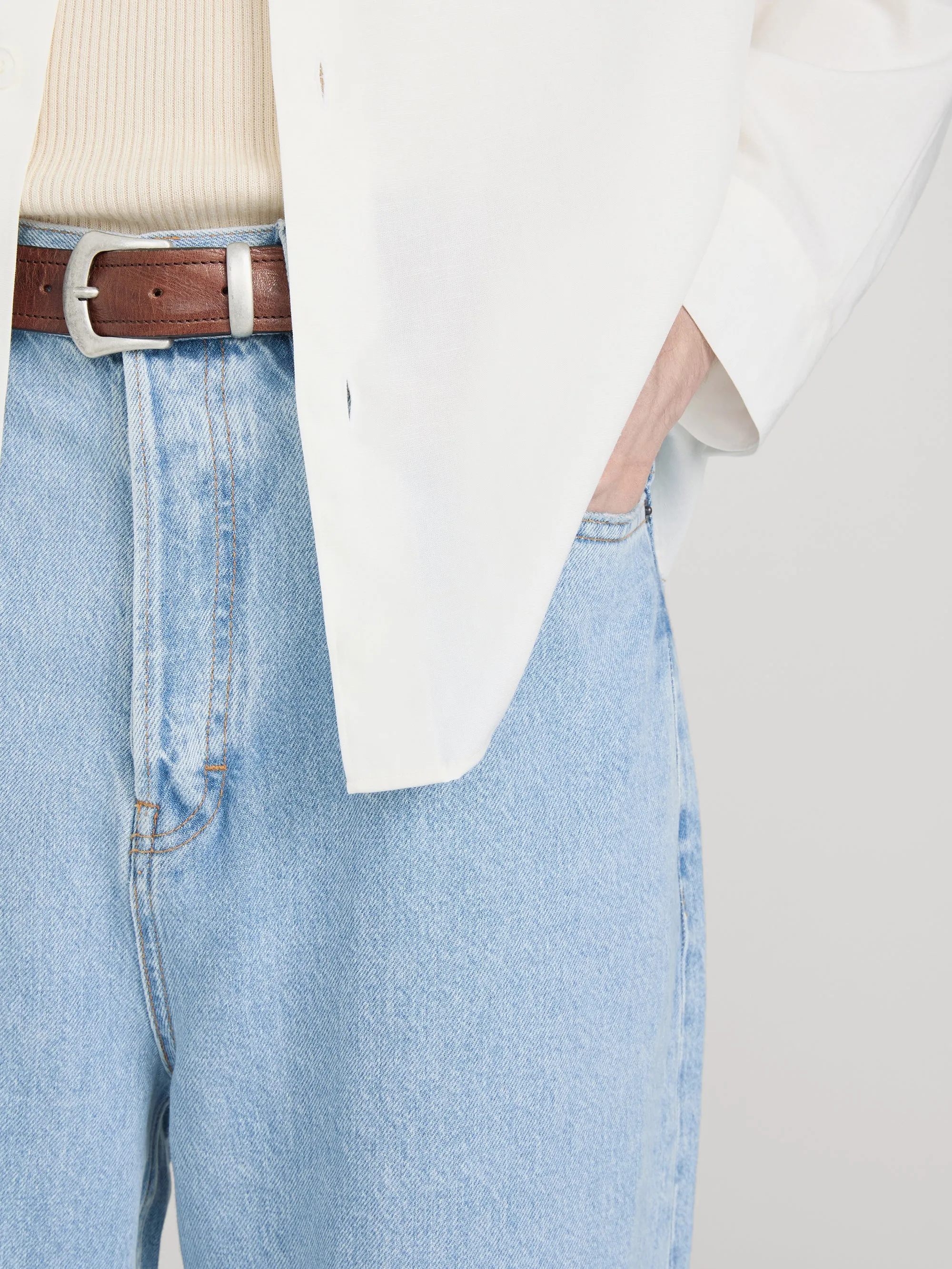 Baggy Jean -- Beach House sold by Frame Denim product image thumbnail 4