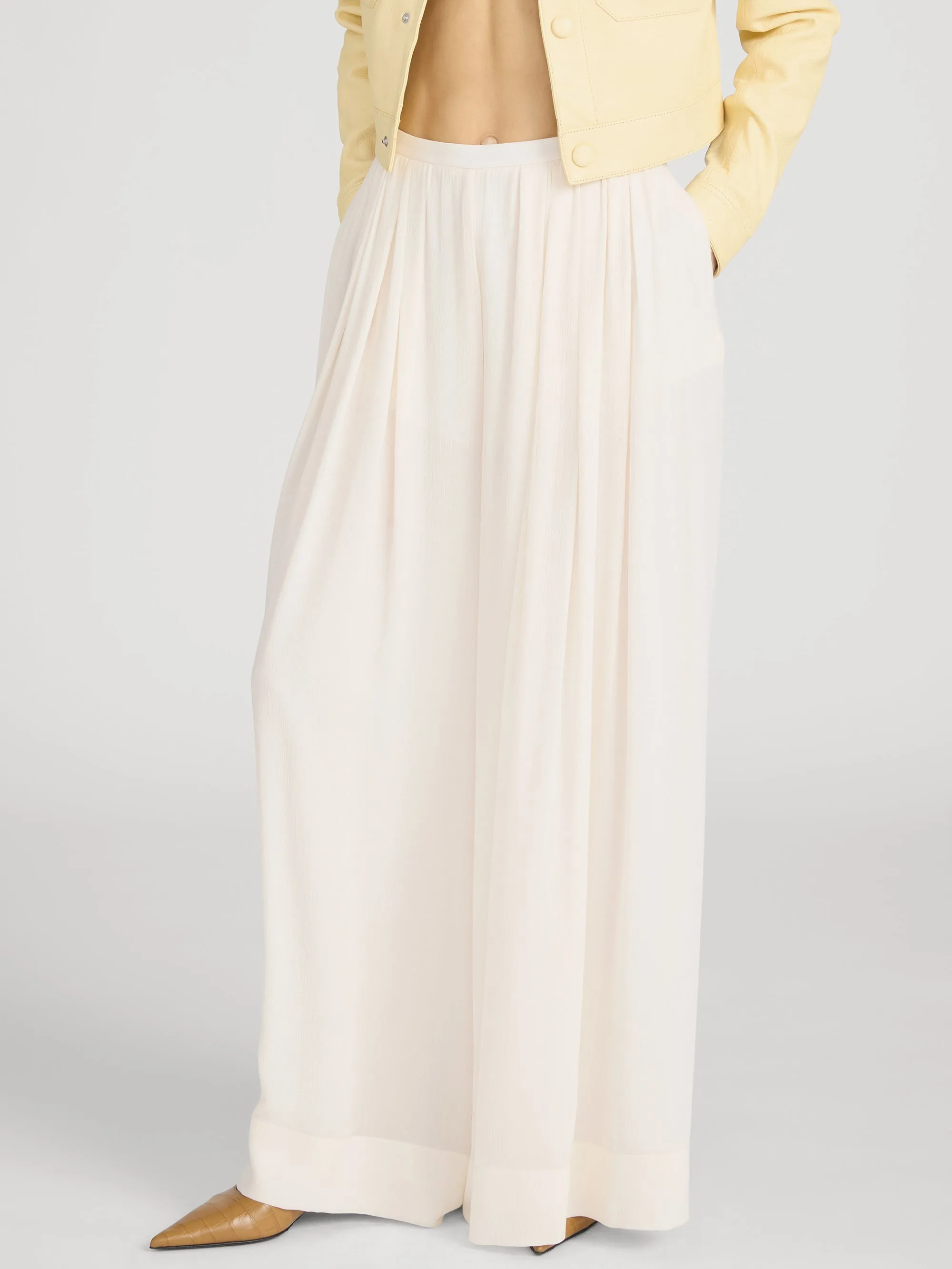 The Wave Pant -- Cream sold by Frame Denim product image thumbnail 4