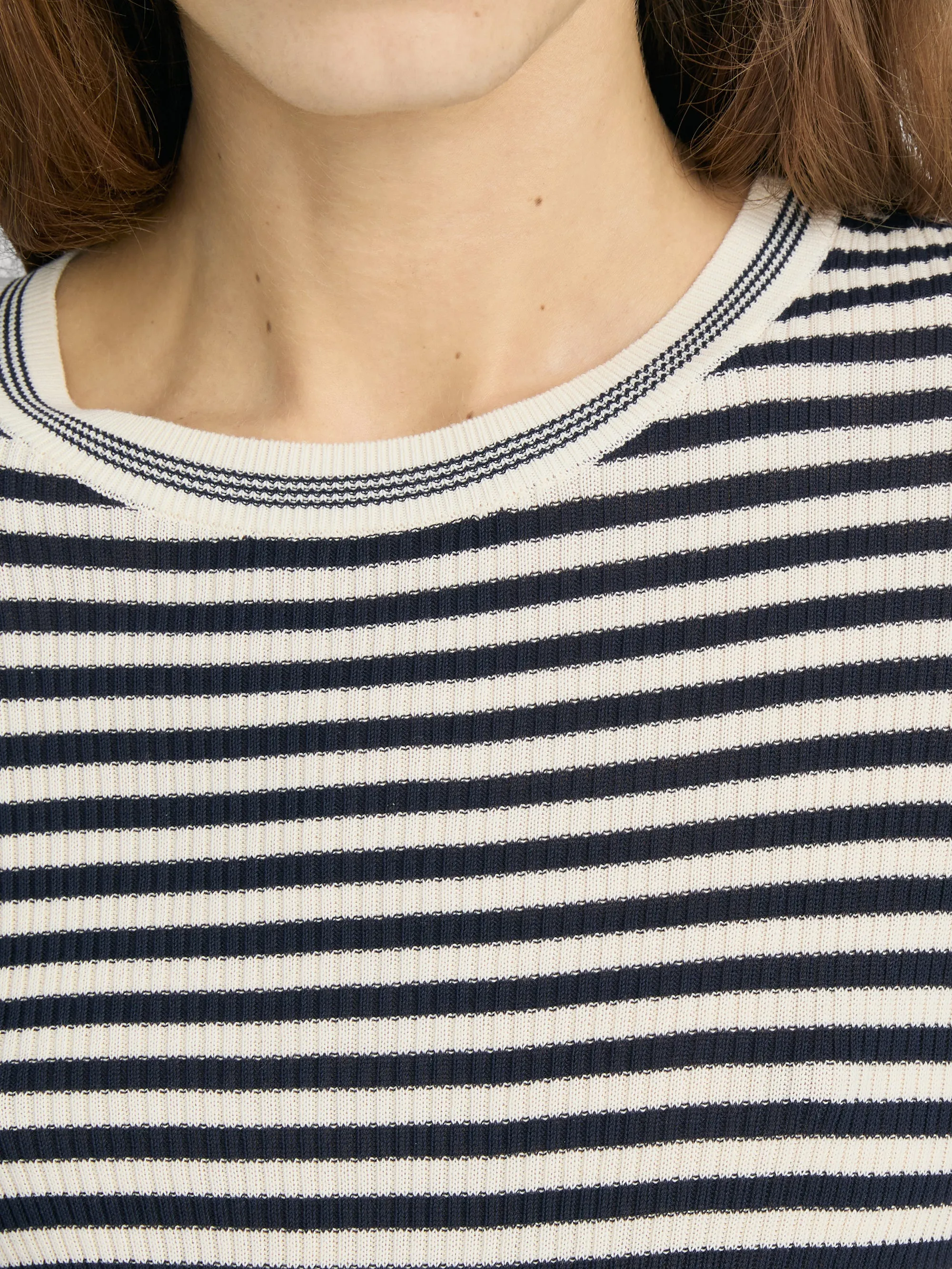 The Cruise Sweater -- Cream Multi sold by Frame Denim product image thumbnail 5
