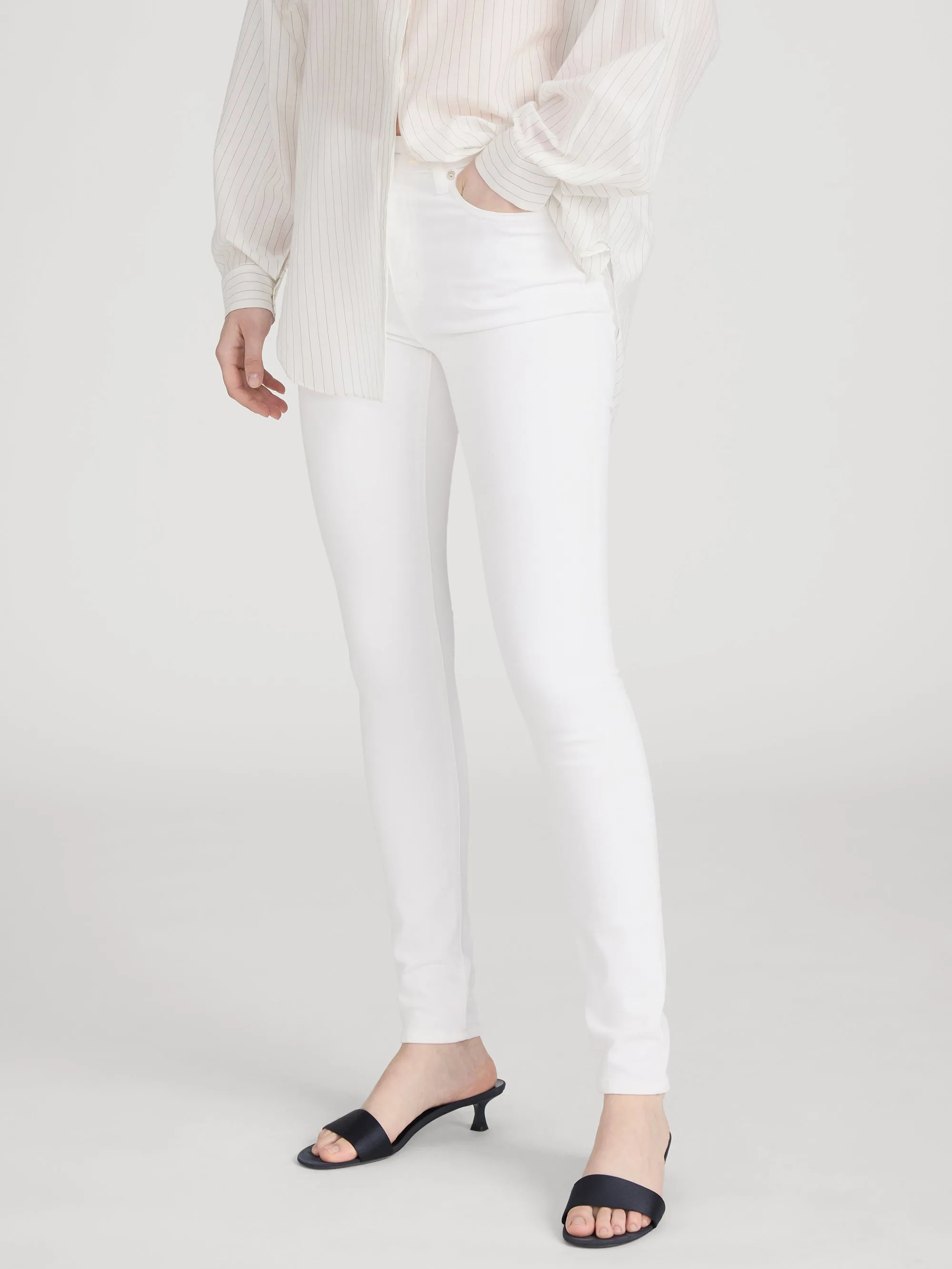Le High Skinny -- White sold by Frame Denim product image thumbnail 4