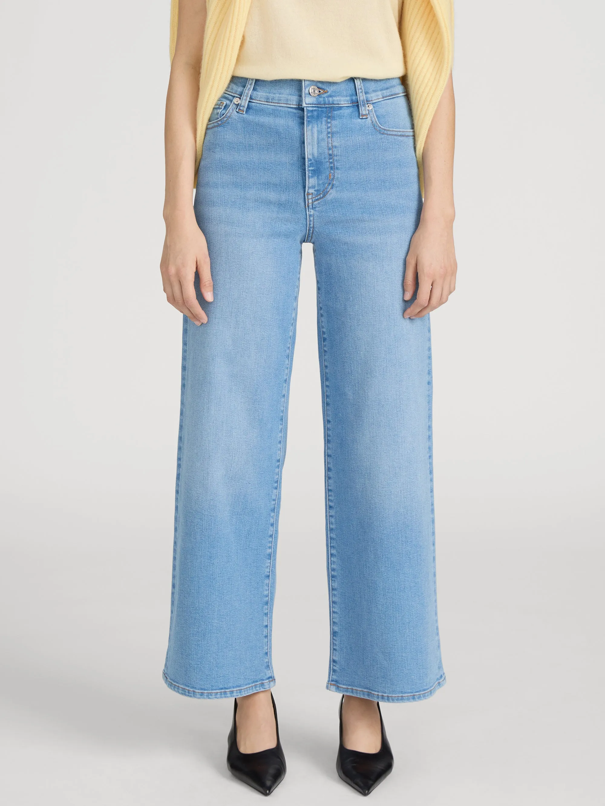 Le Pixie Slim Palazzo -- Honeymoon sold by Frame Denim product image thumbnail 2