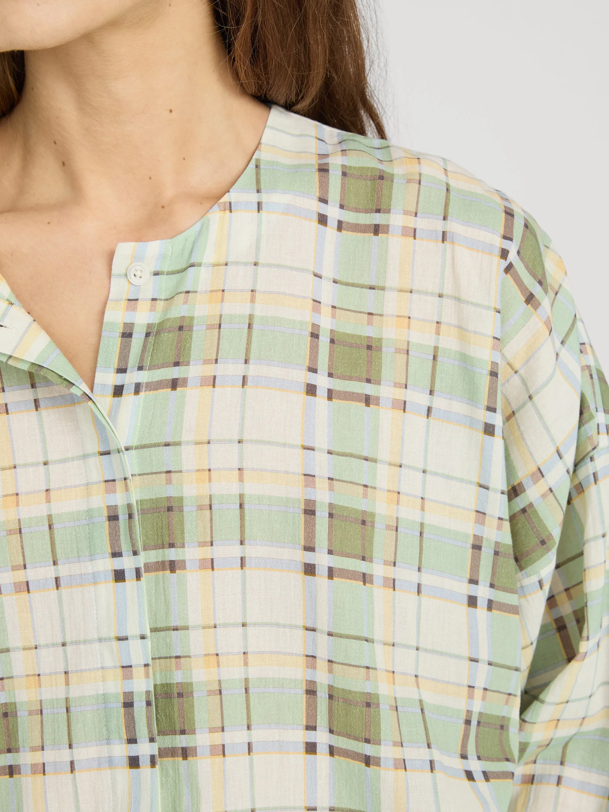 The Gallery Shirt -- Jade Green Plaid sold by Frame Denim product image thumbnail 5