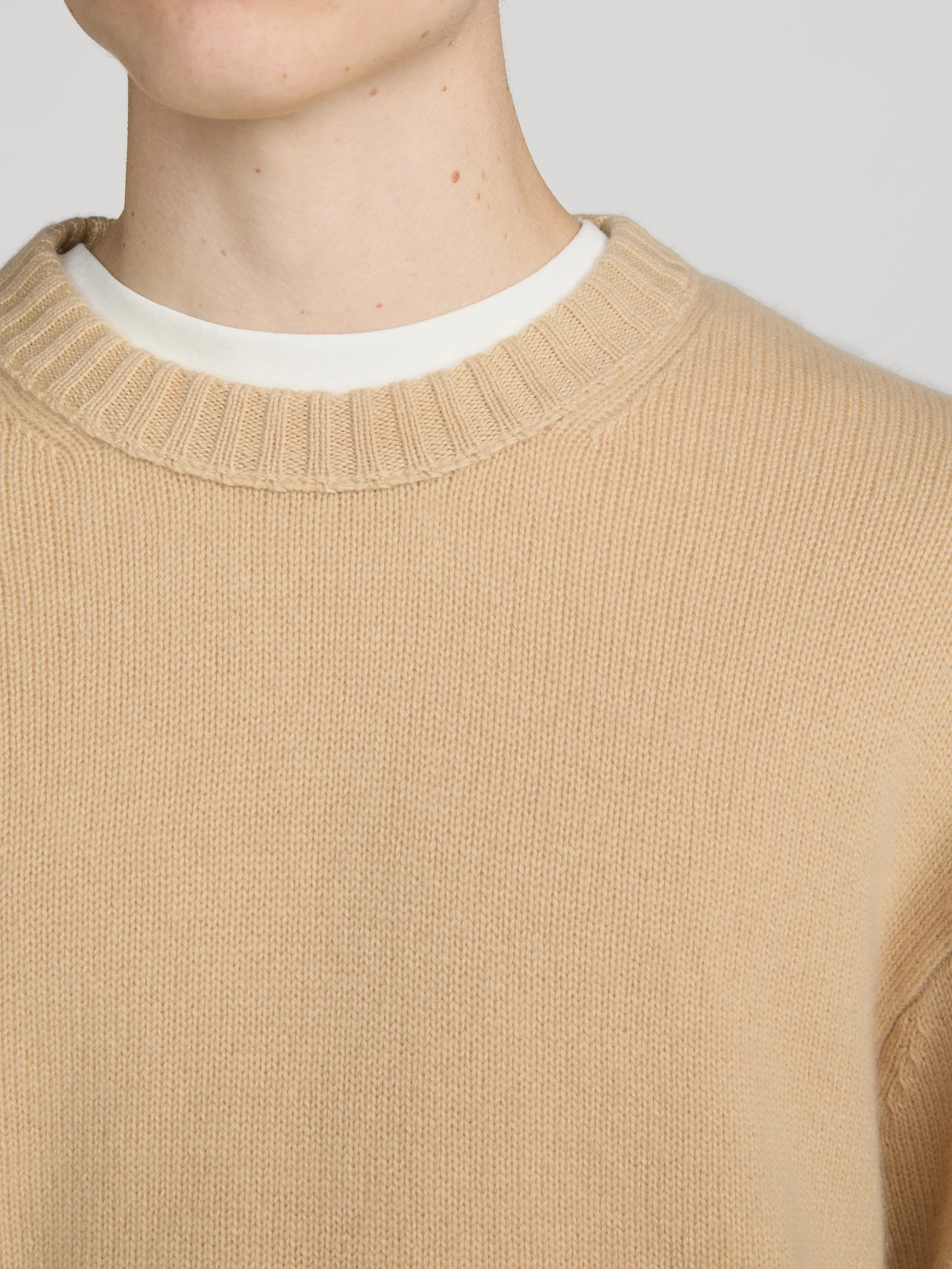 Cashmere Crewneck Sweater -- Soft Peach sold by Frame Denim product image thumbnail 5