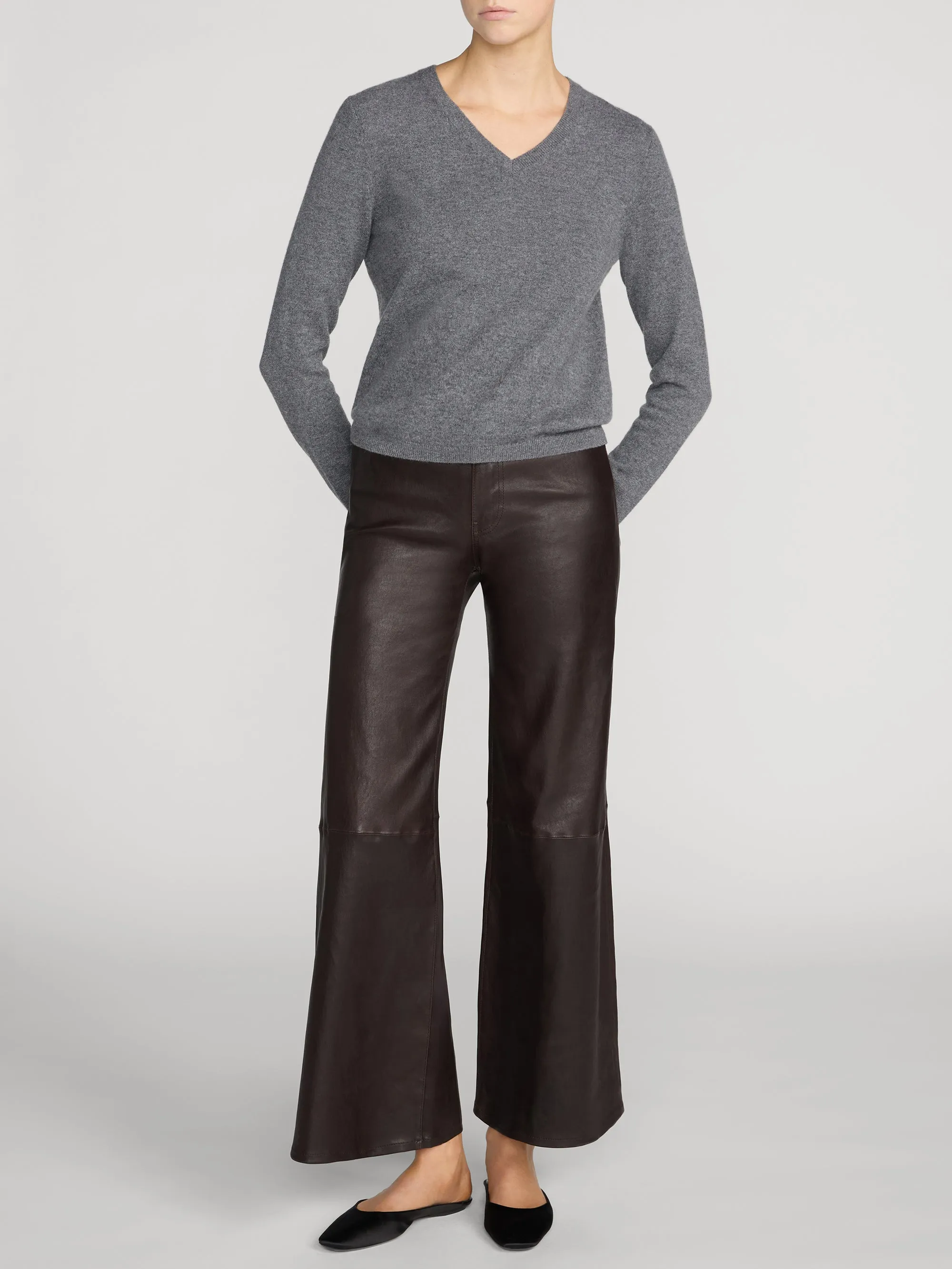 The Everyday Cashmere V Neck -- Heather Grey sold by Frame Denim product image thumbnail 2