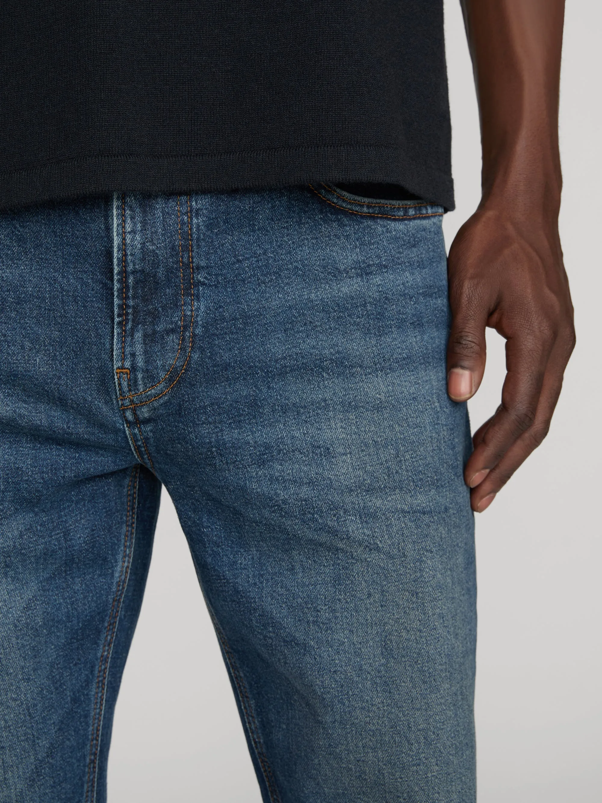 Modern Straight -- Expressive sold by Frame Denim product image thumbnail 5