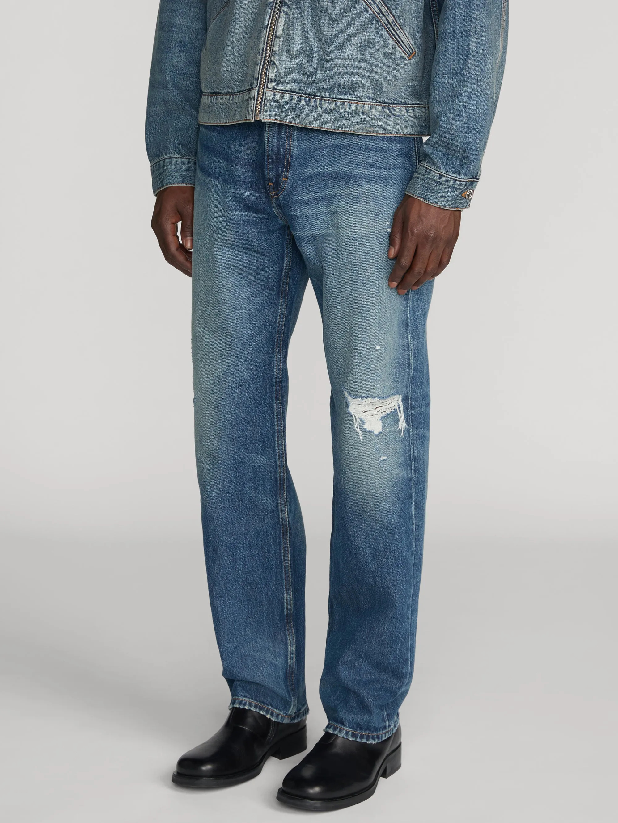 Relaxed Jean -- Adventure Rips sold by Frame Denim product image thumbnail 4