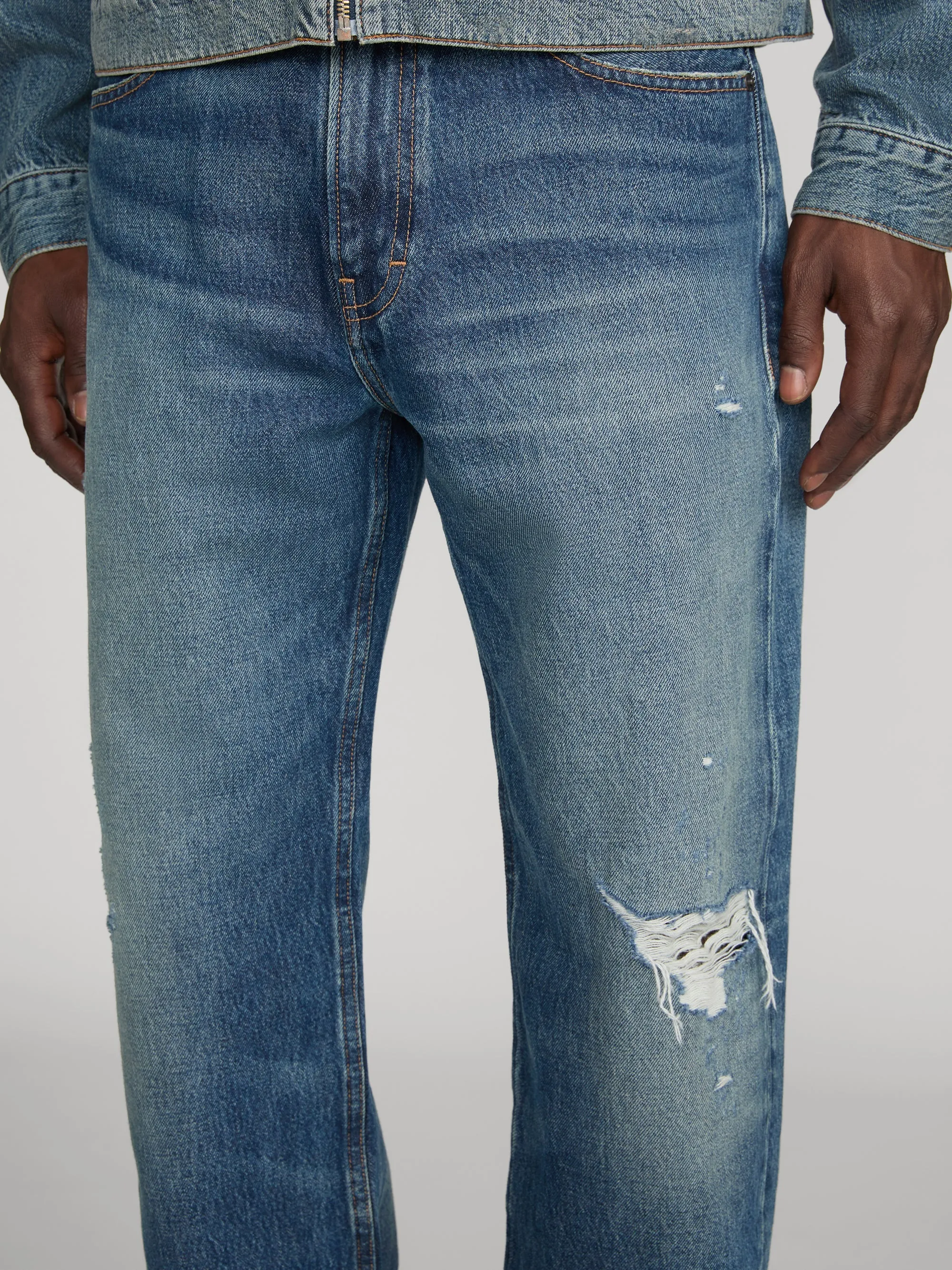 Relaxed Jean -- Adventure Rips sold by Frame Denim product image thumbnail 5