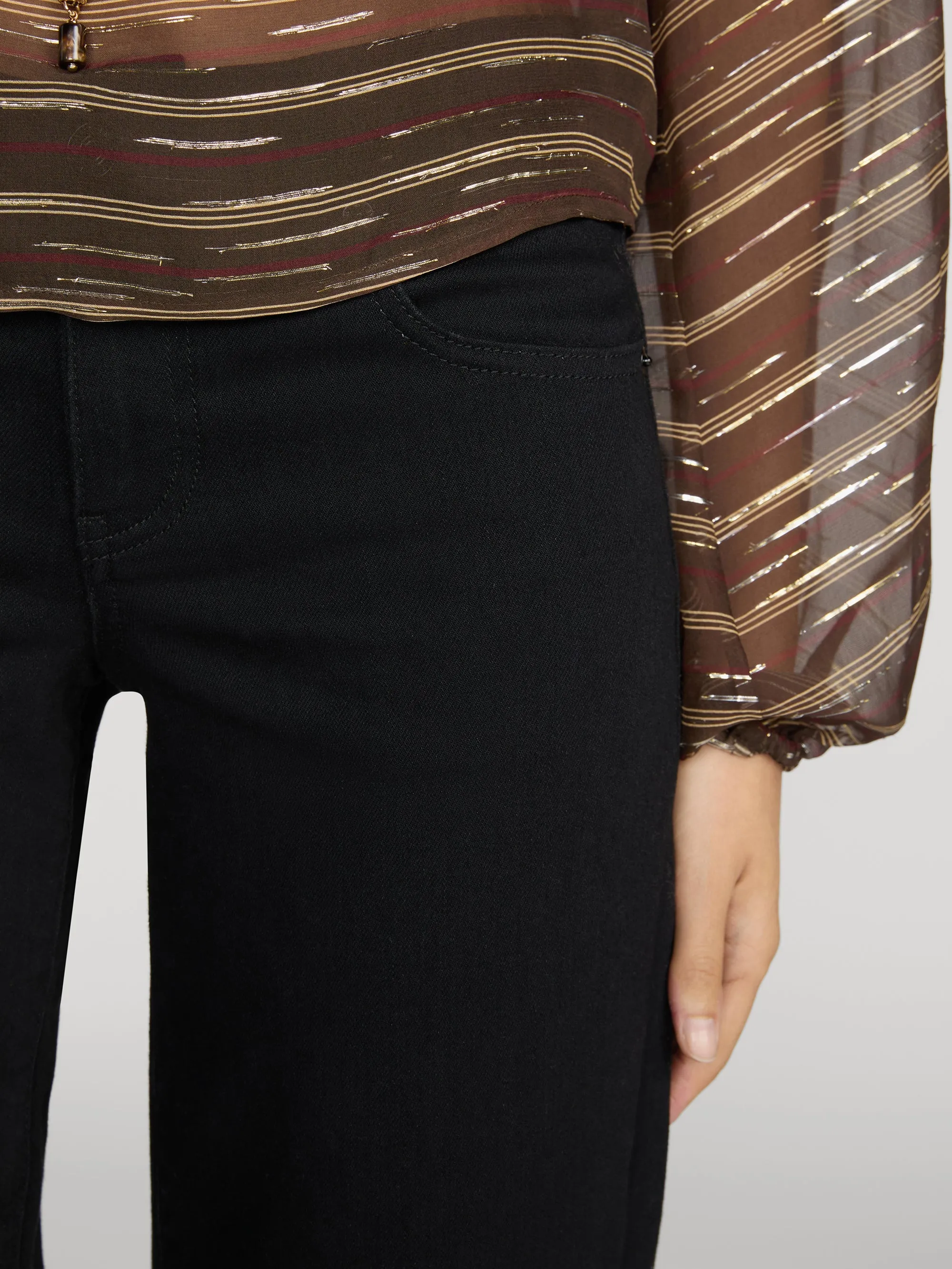 Low Rise Le Slim Palazzo -- Black sold by Frame Denim product image thumbnail 5