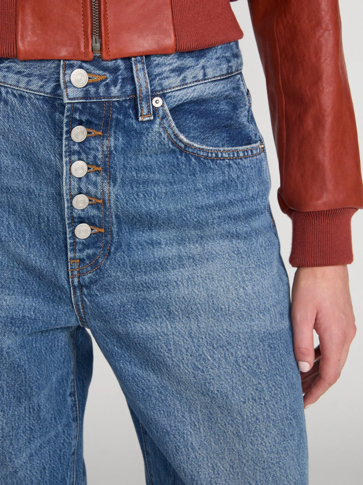 The Loose Exposed Buttons -- Soundwave sold by Frame Denim product image thumbnail 5