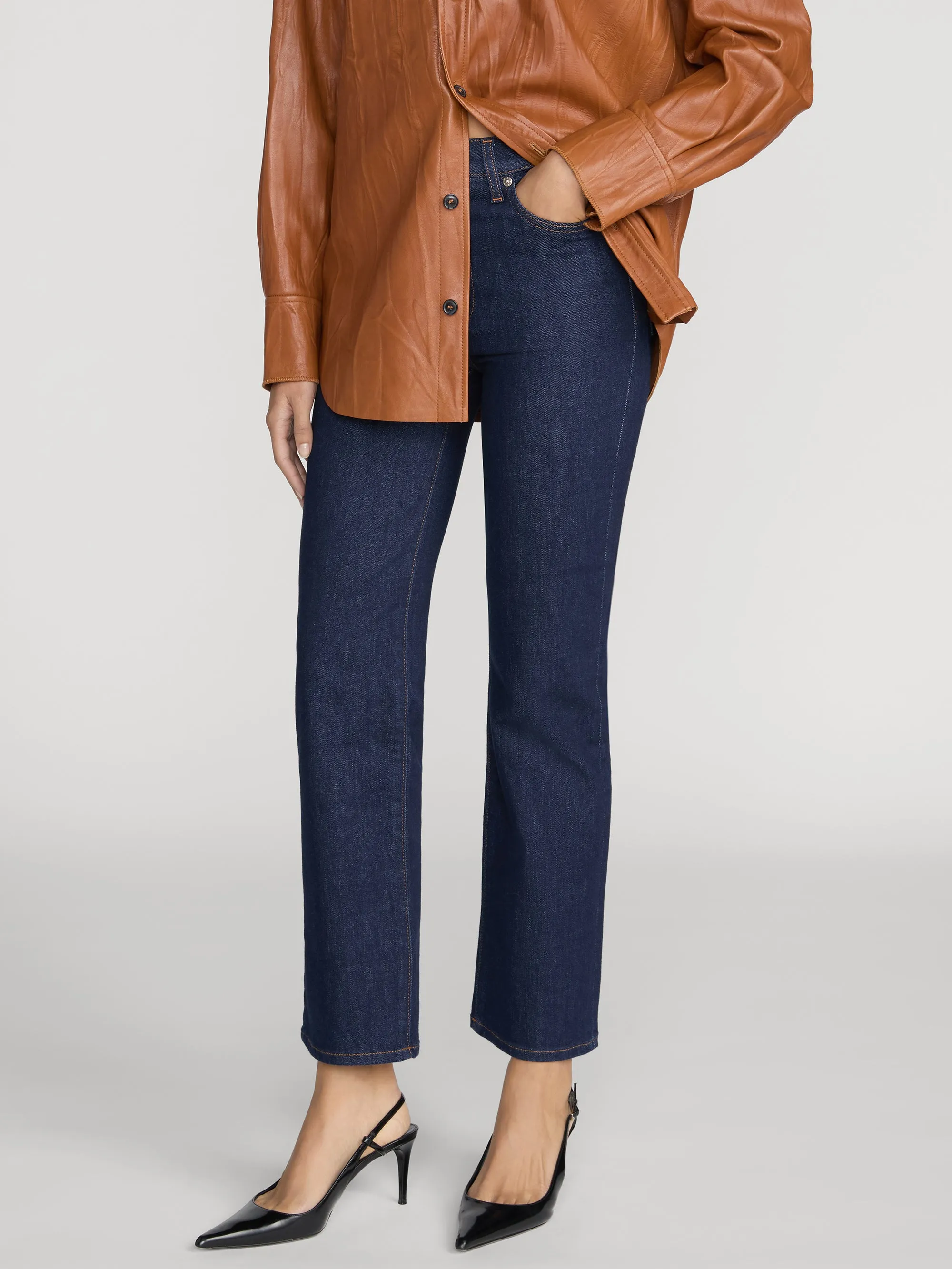 Le Sleek Straight -- Rinse sold by Frame Denim product image thumbnail 5