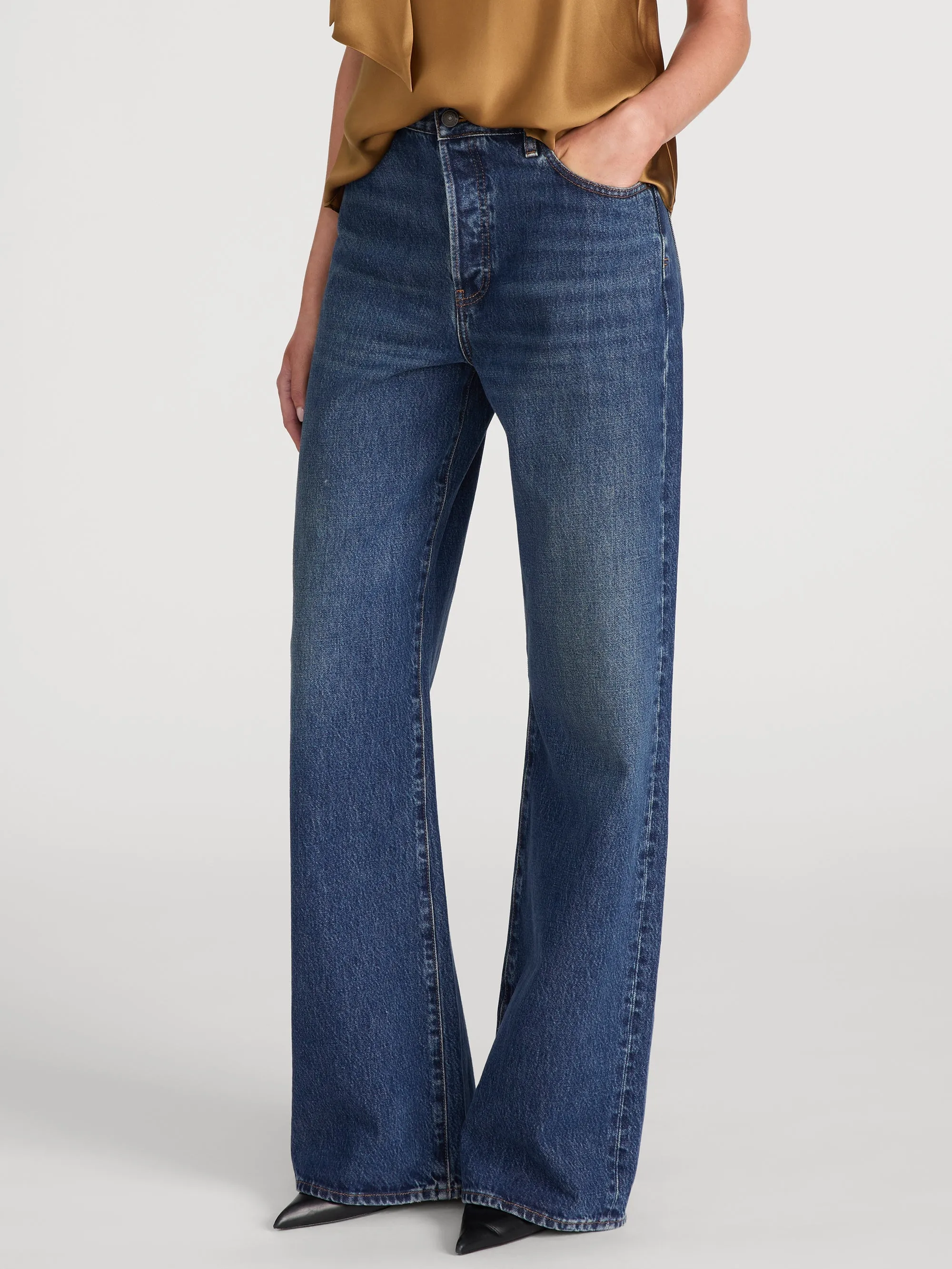 The Loose -- Logic sold by Frame Denim product image thumbnail 5