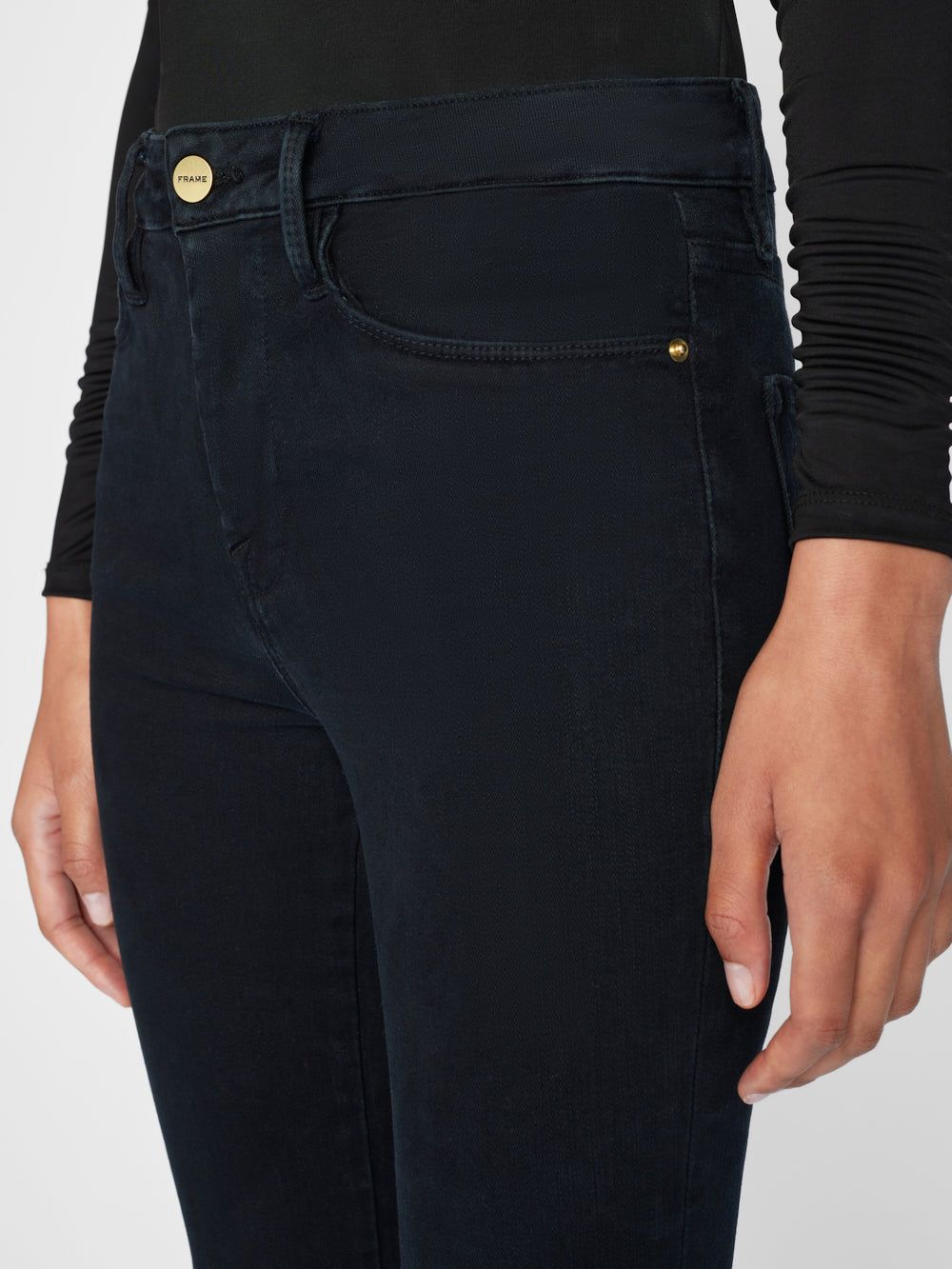 Le One Flare Front Slit -- Larsen sold by Frame Denim product image thumbnail 3