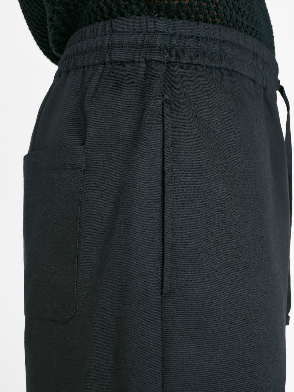 Soft Cotton Traveler Short -- Dark Navy sold by Frame Denim product image thumbnail 8
