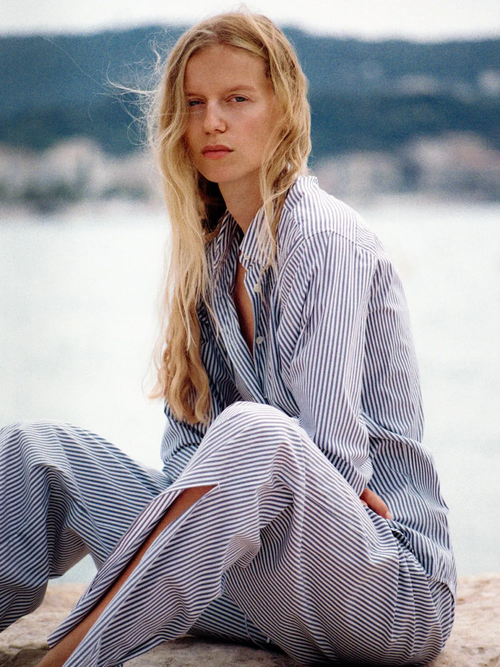 Drawstring Lounge Pant -- Dark Chambray Multi sold by Frame Denim product image thumbnail 2