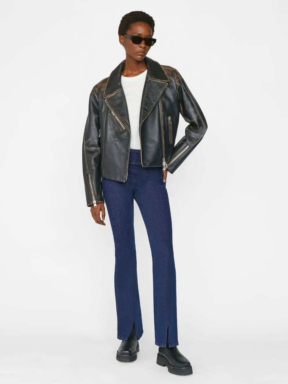 The Jetset Slit Flare -- Keller sold by Frame Denim product image thumbnail 3