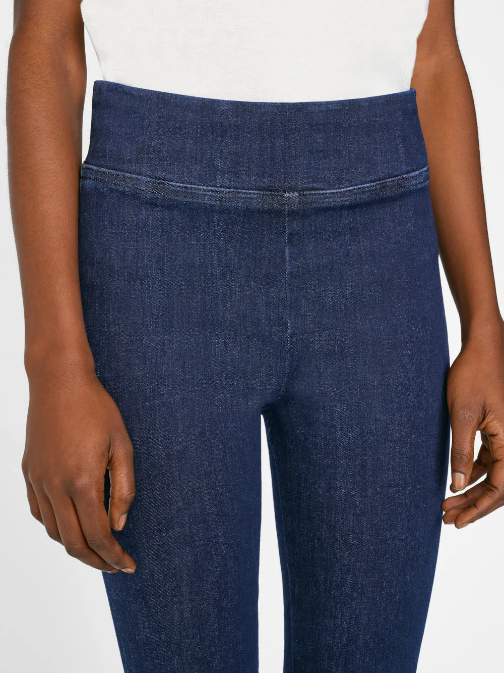 The Jetset Slit Flare -- Keller sold by Frame Denim product image thumbnail 5