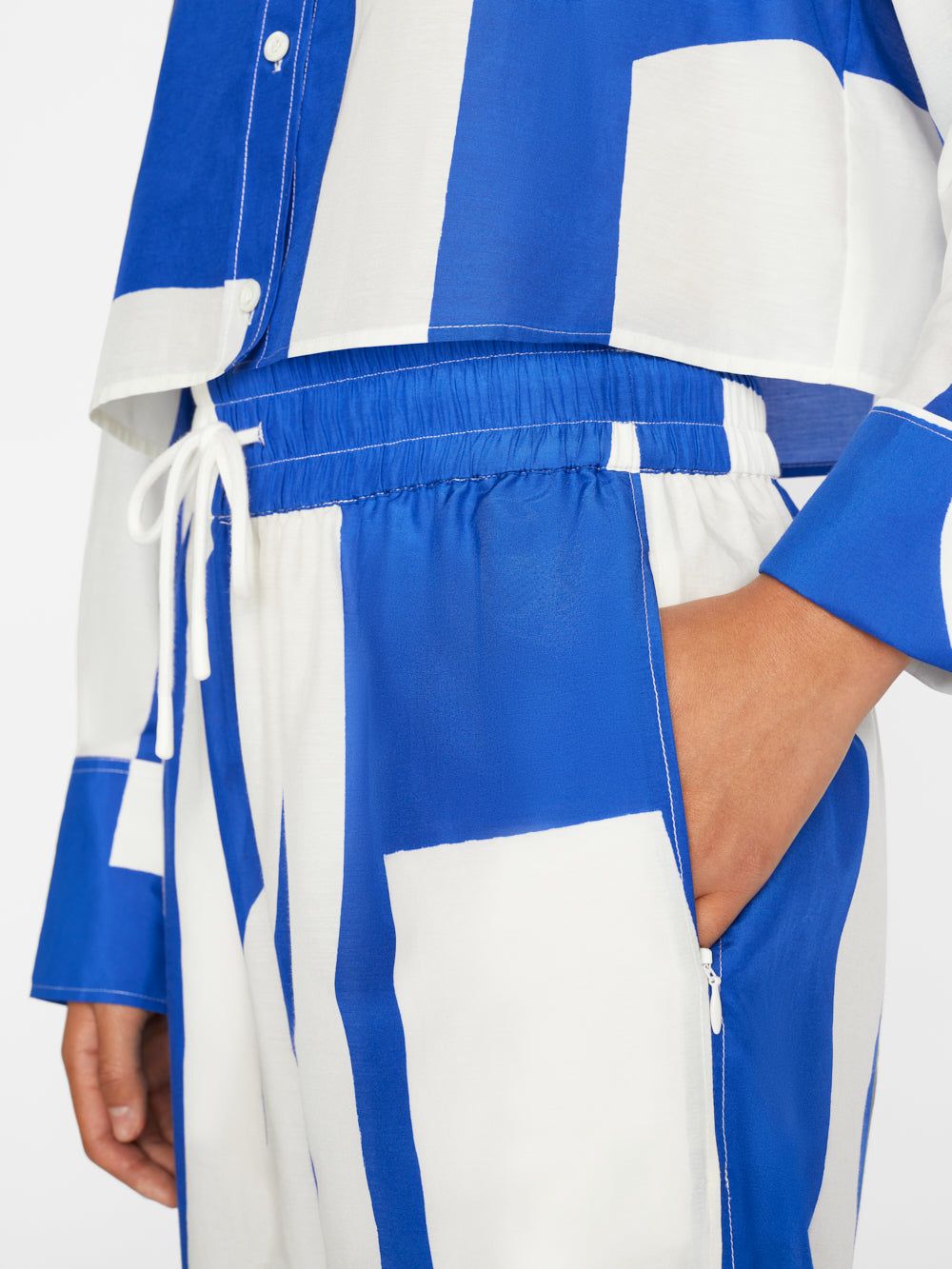 Drawstring Lounge Pant -- Ultramarine Multi sold by Frame Denim product image thumbnail 3