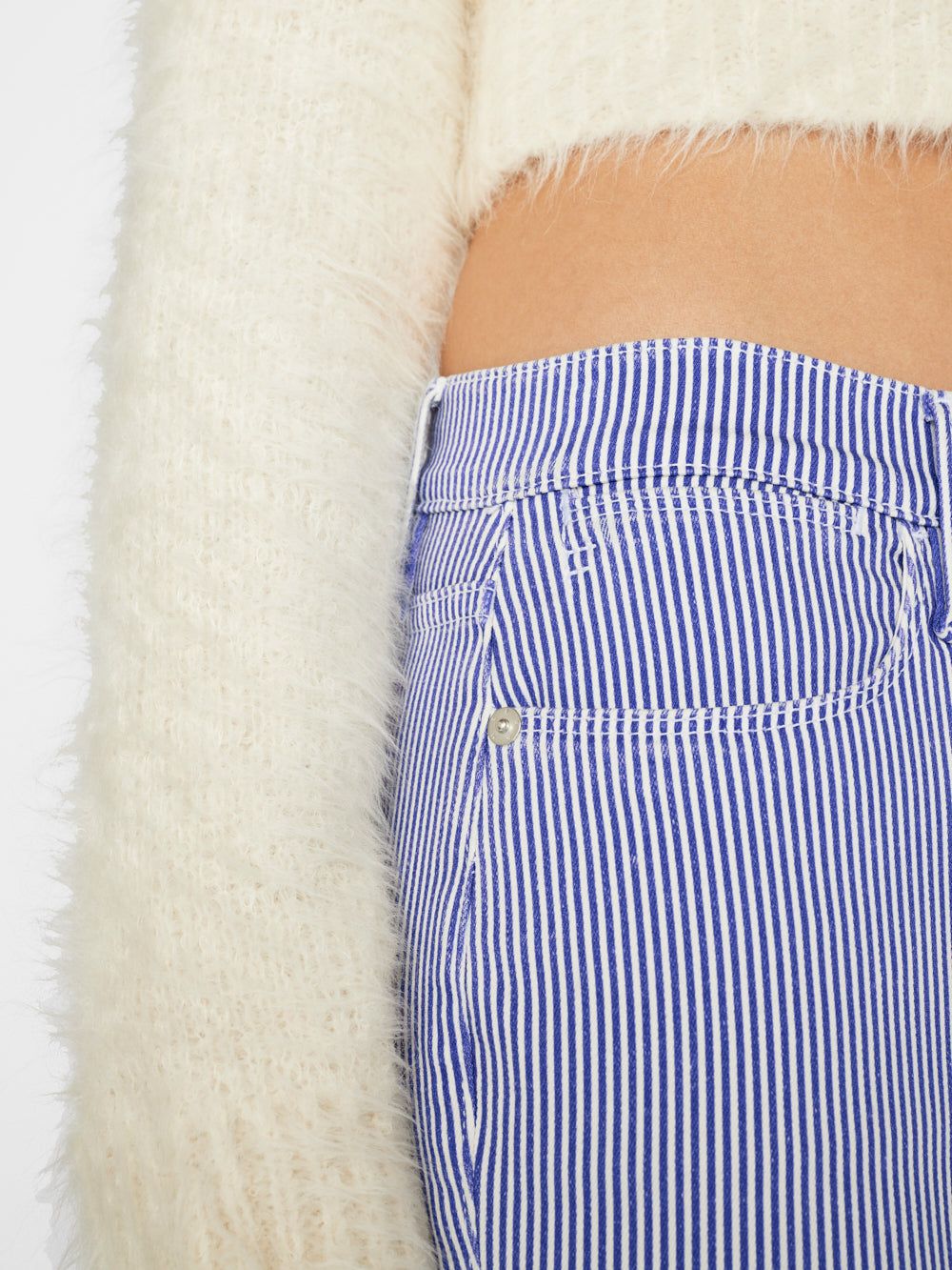 Le High Flare -- Blue Stripe sold by Frame Denim product image thumbnail 5