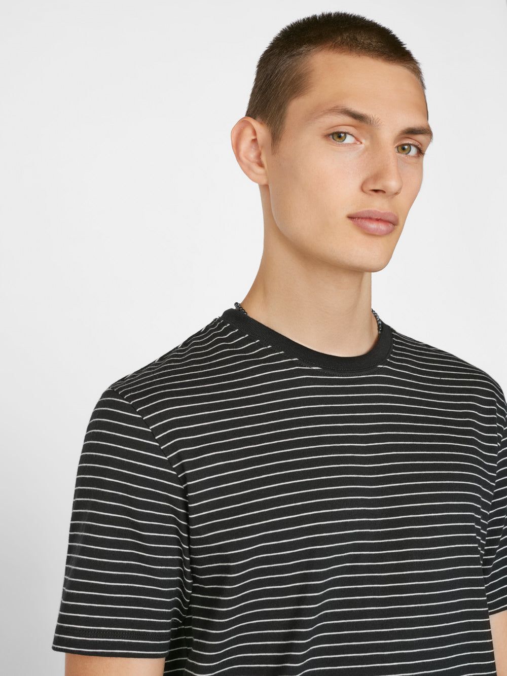 FRAME Logo Skinny Stripe Tee -- Noir/ Off White sold by Frame Denim product image thumbnail 4