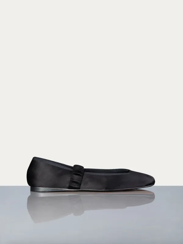Odin Ballet Flat -- Noir sold by Frame Denim