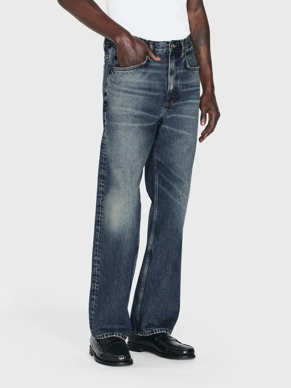 The Boxy Jean -- Ritual sold by Frame Denim product image thumbnail 4