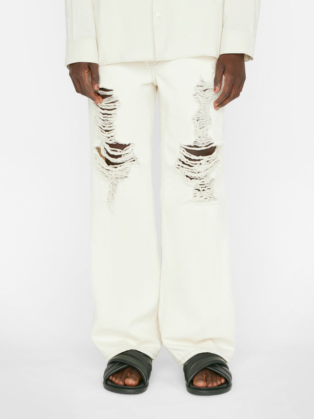 Extra Wide Leg Jean -- White Sand Destructed sold by Frame Denim product image thumbnail 3