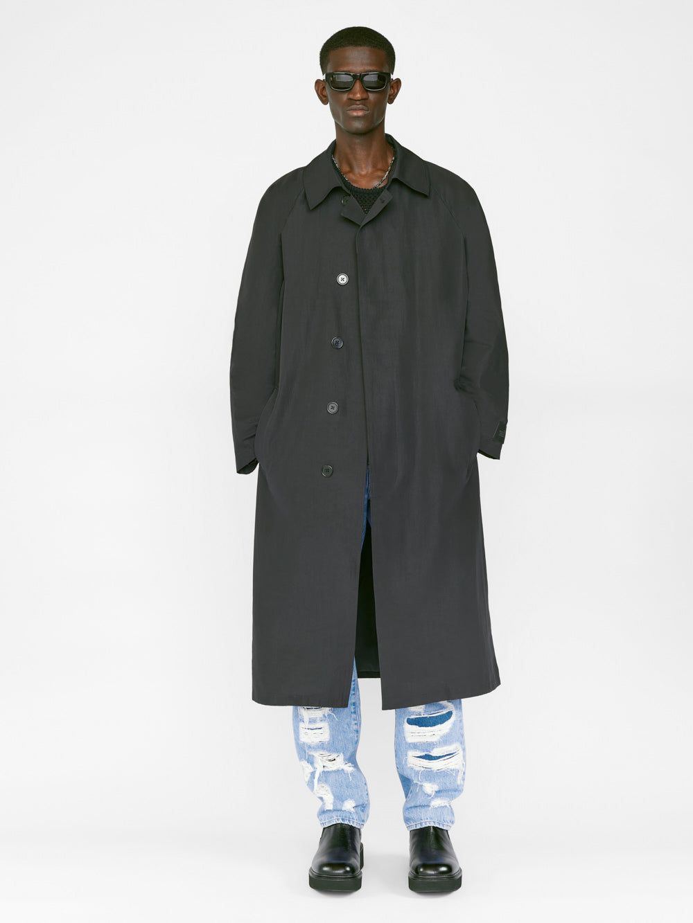Relaxed Volume Trench -- Noir sold by Frame Denim