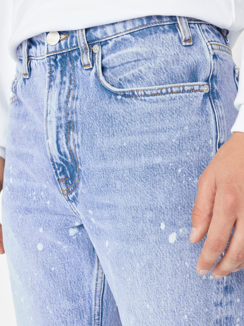 The Boxy Jean -- Parnell Rips sold by Frame Denim product image thumbnail 5