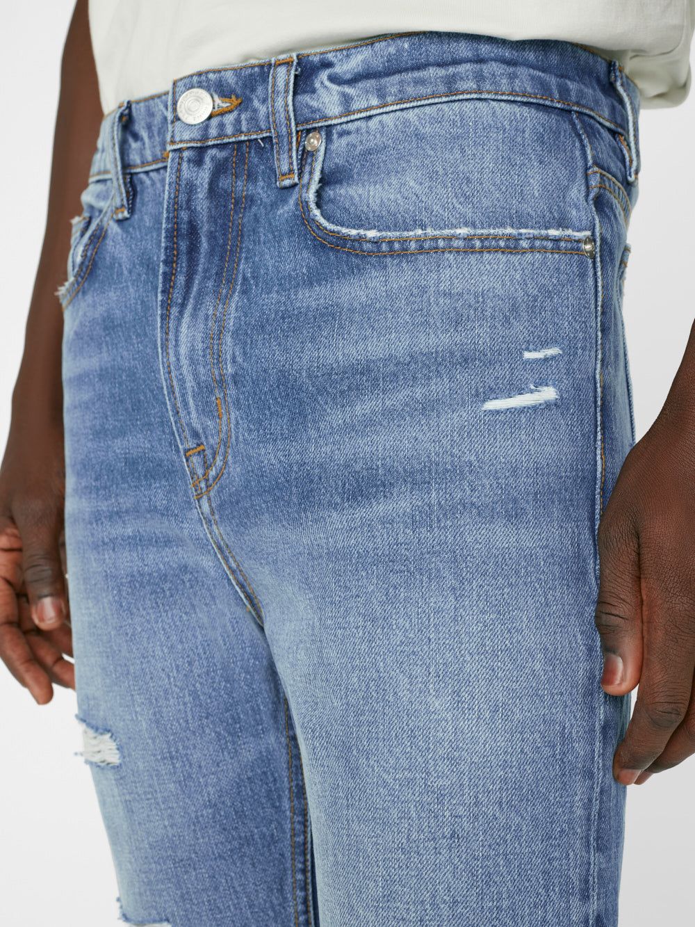 The Boxy Jean -- Summer Kissed Destructed sold by Frame Denim product image thumbnail 4