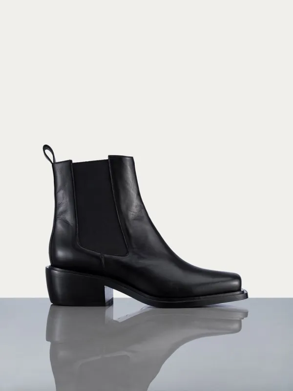 Le Fenton Ankle Boot -- Noir sold by Frame Denim