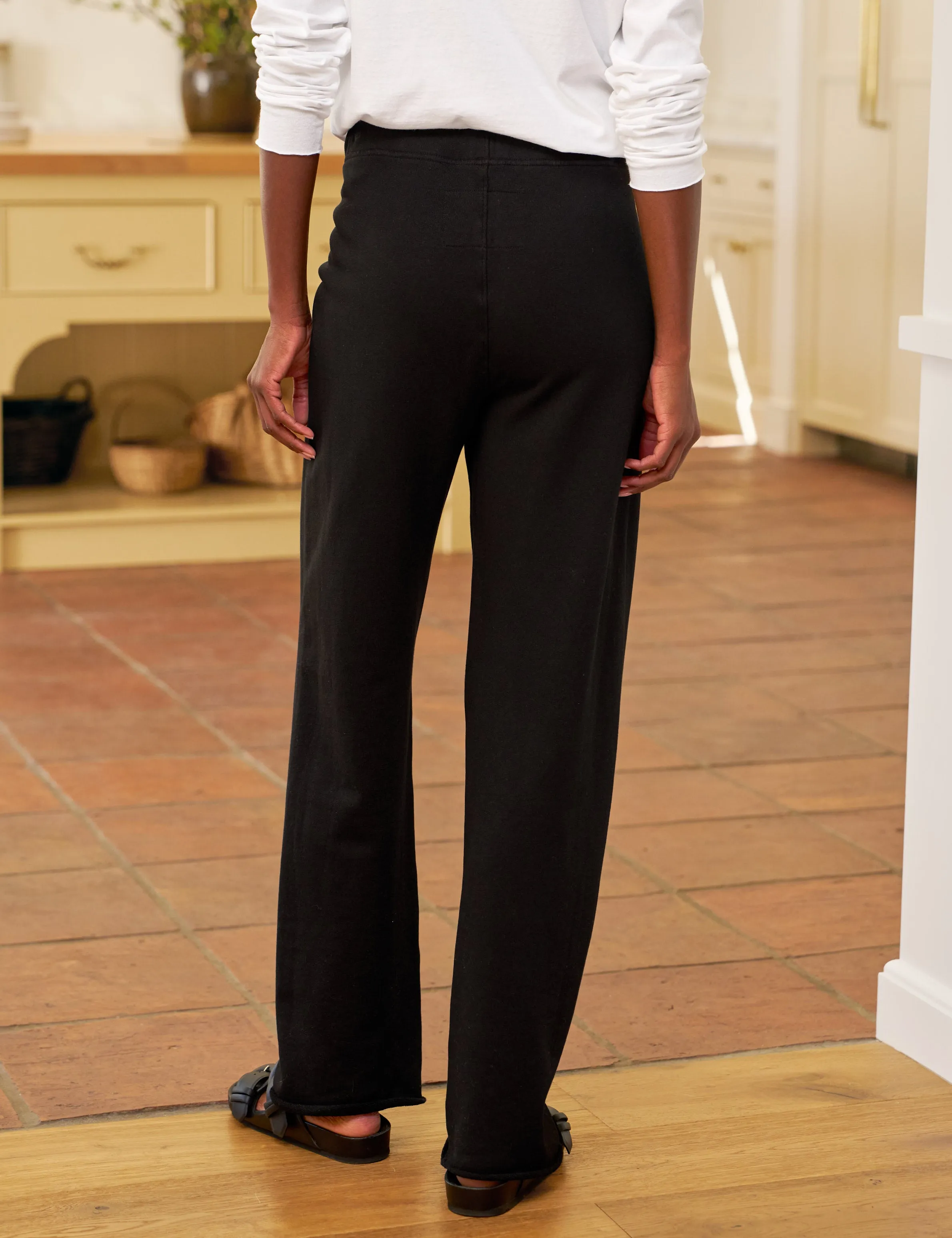 CATHERINE 29" Black, Triple Fleece sold by Frank & Eileen product image thumbnail 2