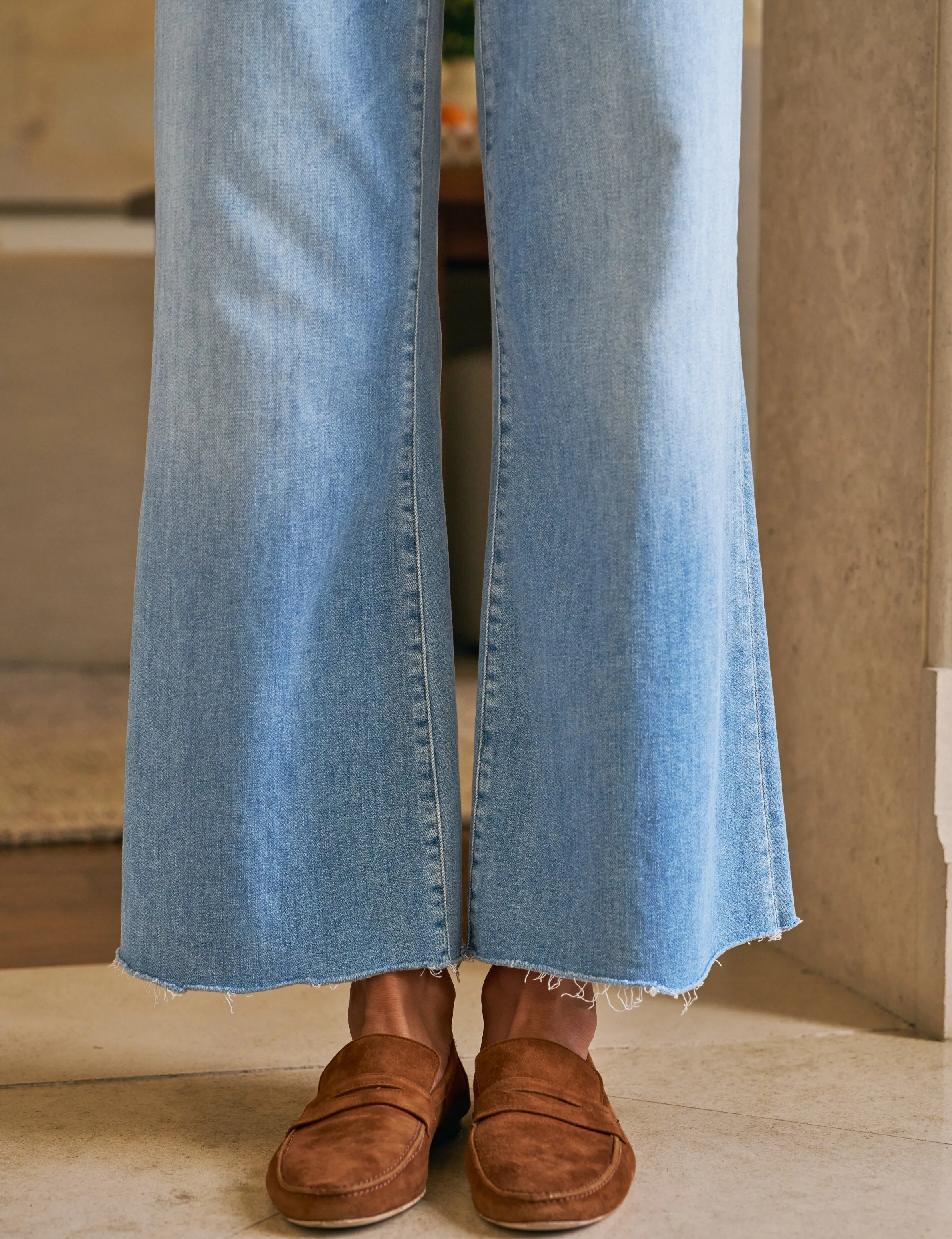 GALWAY 26" 1971 Wash, Italian Dream™ Denim sold by Frank & Eileen product image thumbnail 3